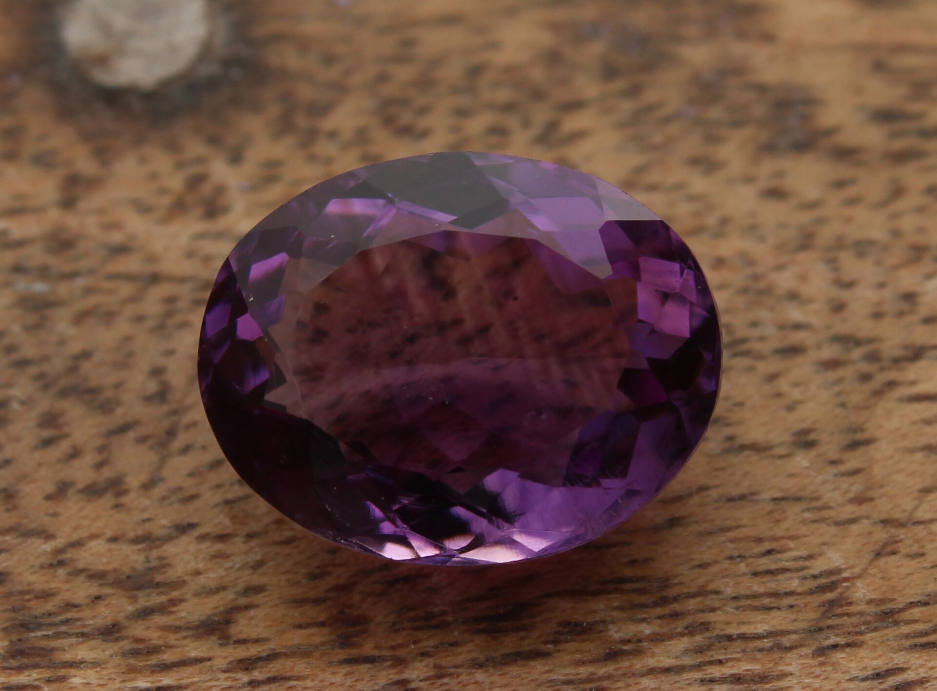 6.50 Ct Igi Certified Amethyst -Without Reserve - Image 2 of 4