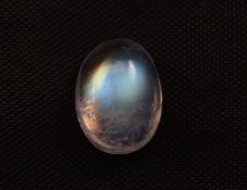 1.62 Ct Igi Certified Rainbow Moonstone - Without Reserve