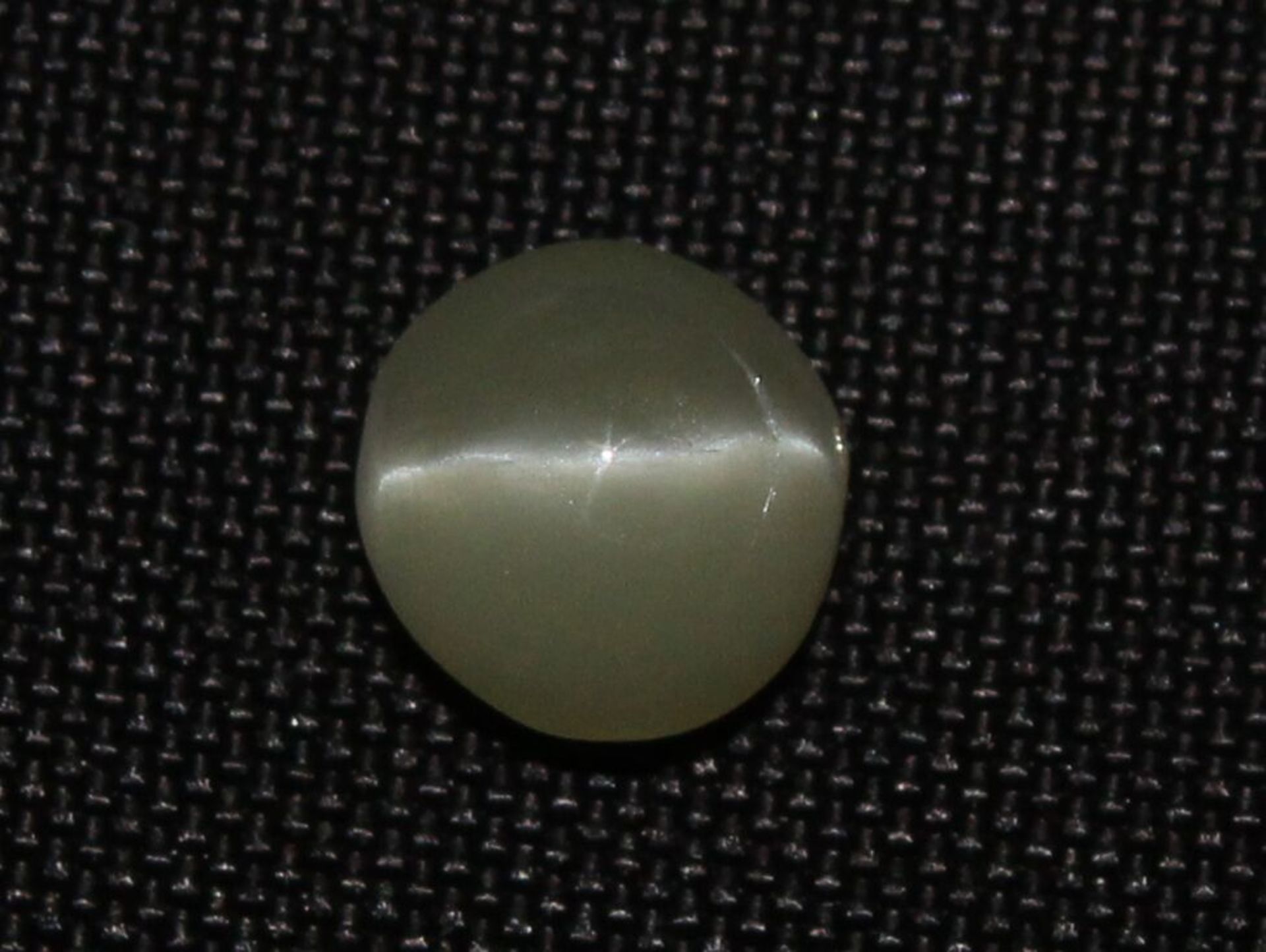 0.47 Ct Igi Certified Chrysoberyl Cat's Eye - Without Reserve - Image 2 of 3