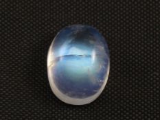 2.08 Ct Igi Certified Rainbow Moonstone - Without Reserve