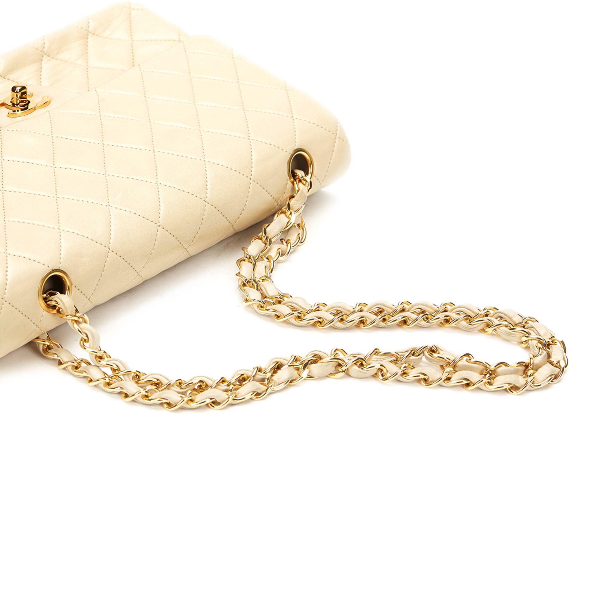 Ivory Quilted Lambskin Vintage Medium Classic Double Flap Bag - Image 6 of 12