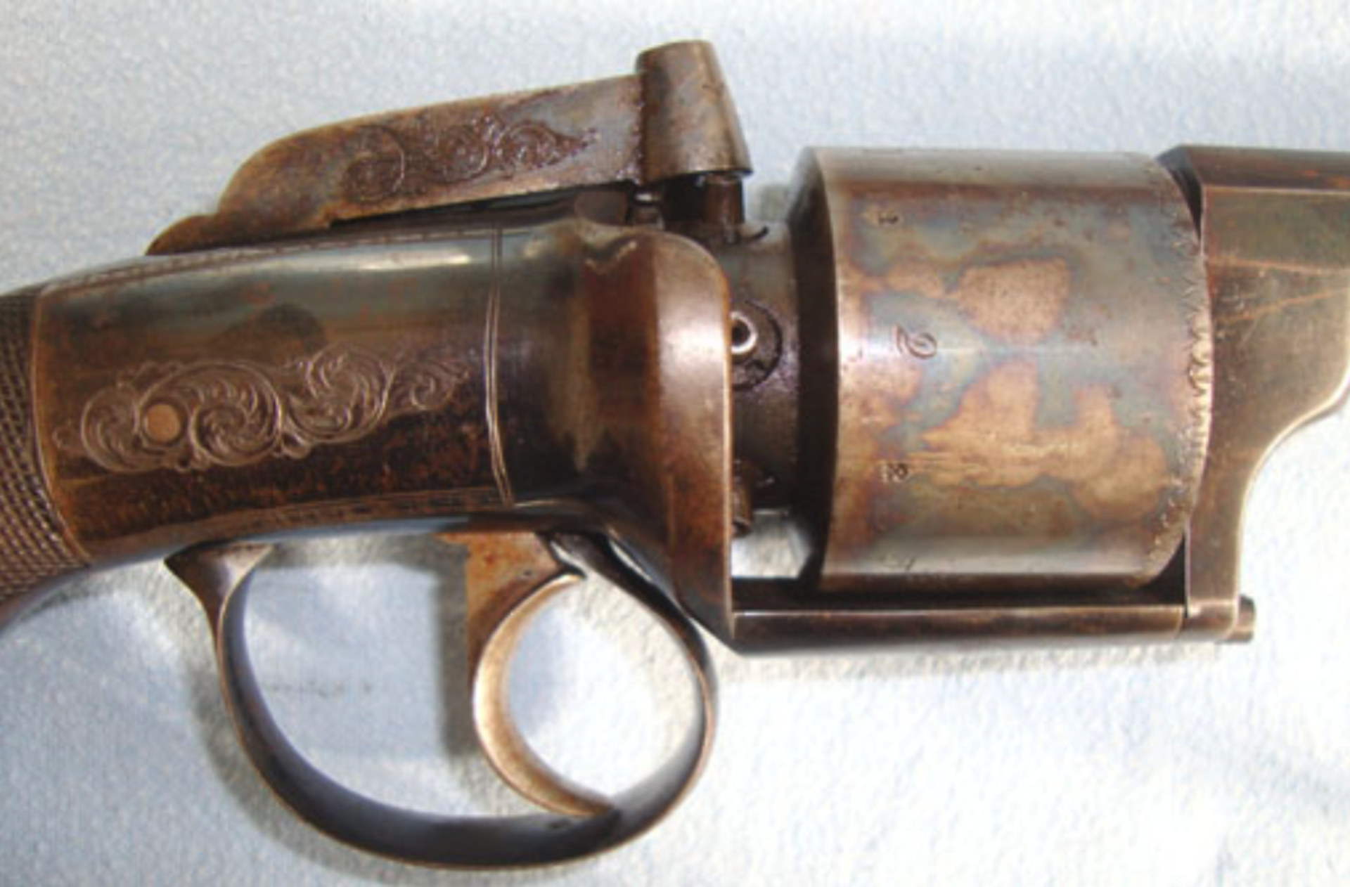 MINT, C1840, English Laird's Patent .44" Bore, Transitional 6 Shot Bar Hammer Percussion Revolver. - Image 3 of 3