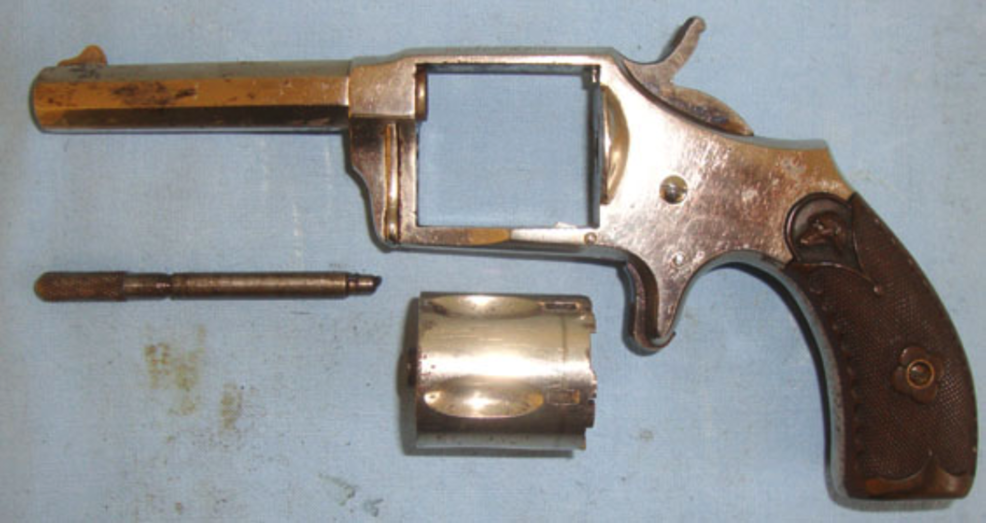 American 1871 To 1879 Patent ‘XL’ No.3 .32 Rim Fire Calibre Nickel Plated 5 Shot Single Action - Image 2 of 3