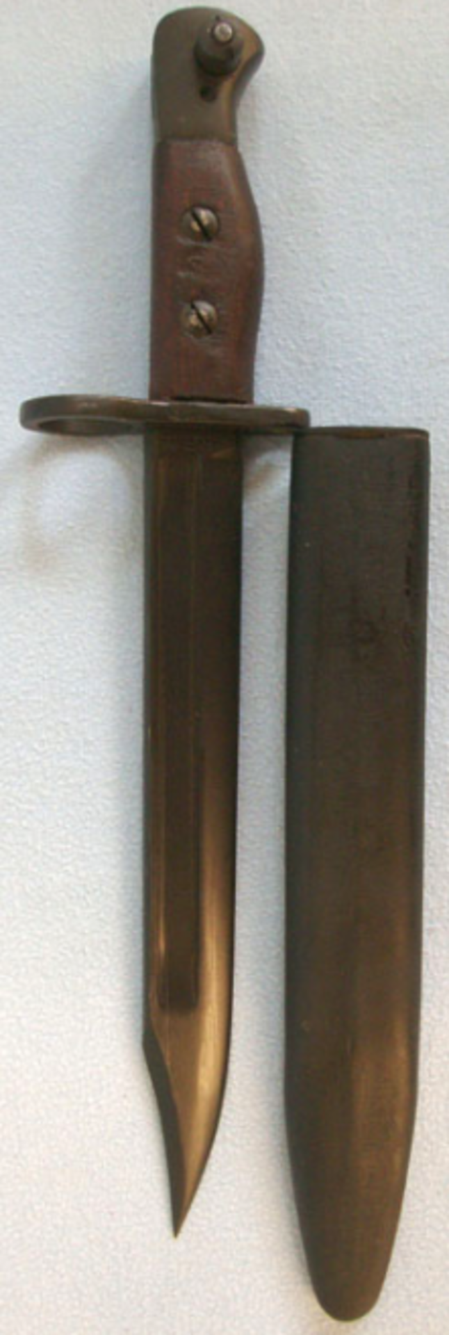 An Indian No 5 MkI Bayonet & Scabbard Made at Ishapore 1978.