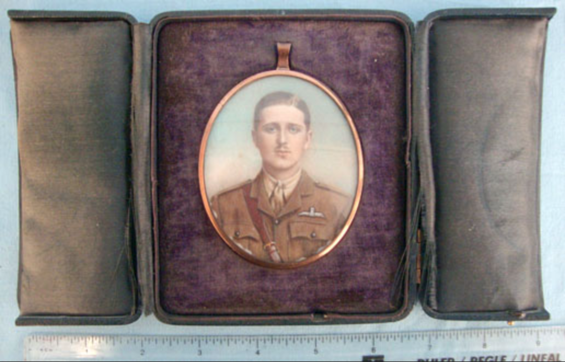 An Original WW1 Era Watercolour Painted Portrait Miniature Of A British RFC Pilot Officer In No.2 - Image 3 of 3