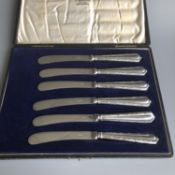 Cased set of six silver handled butter knives - Birmingham hallmarks