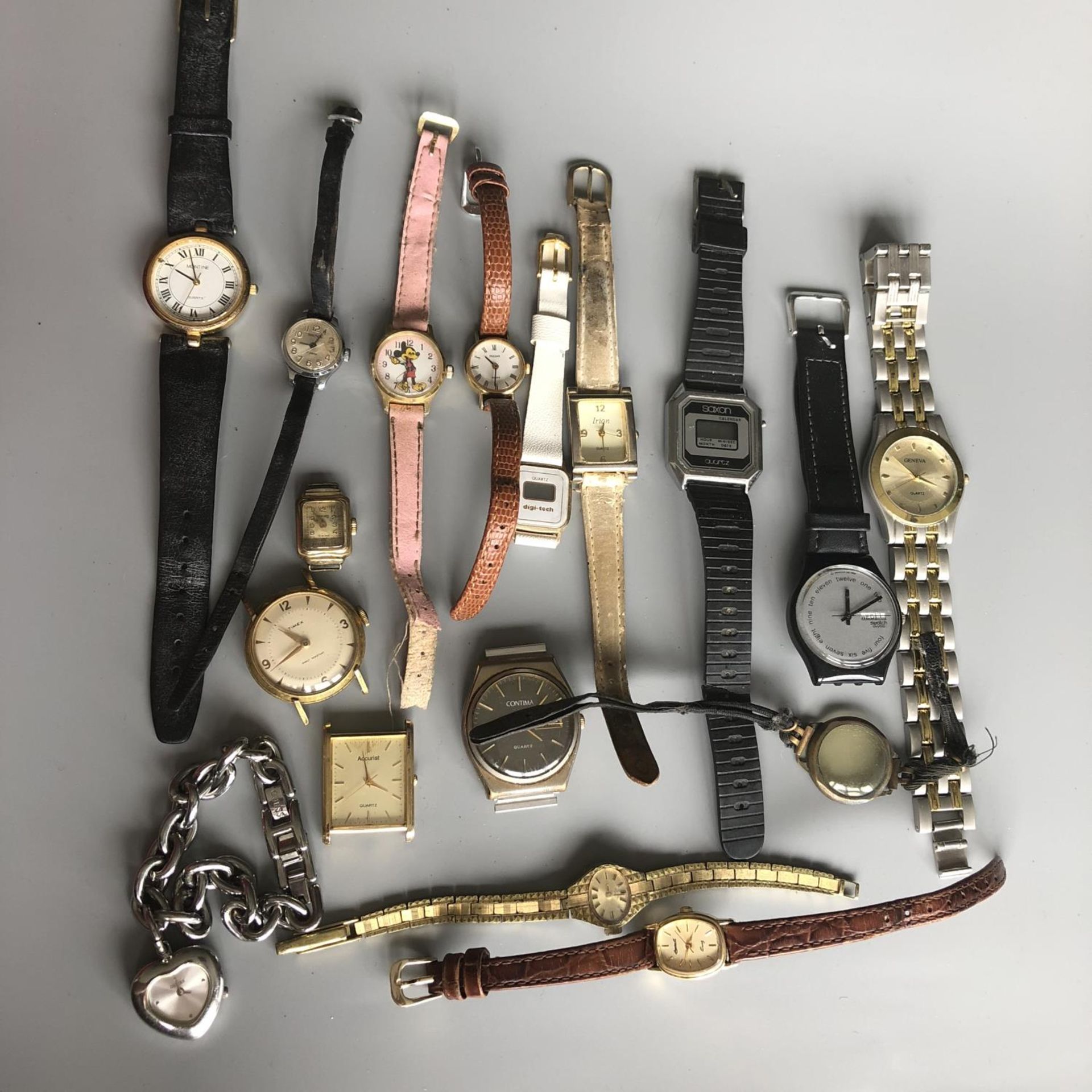 A quantity of watches - not running - for spares or repair