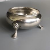 An antique Edwardian silver salt by Z Barraclough & Sons_- hallmarked London 1910