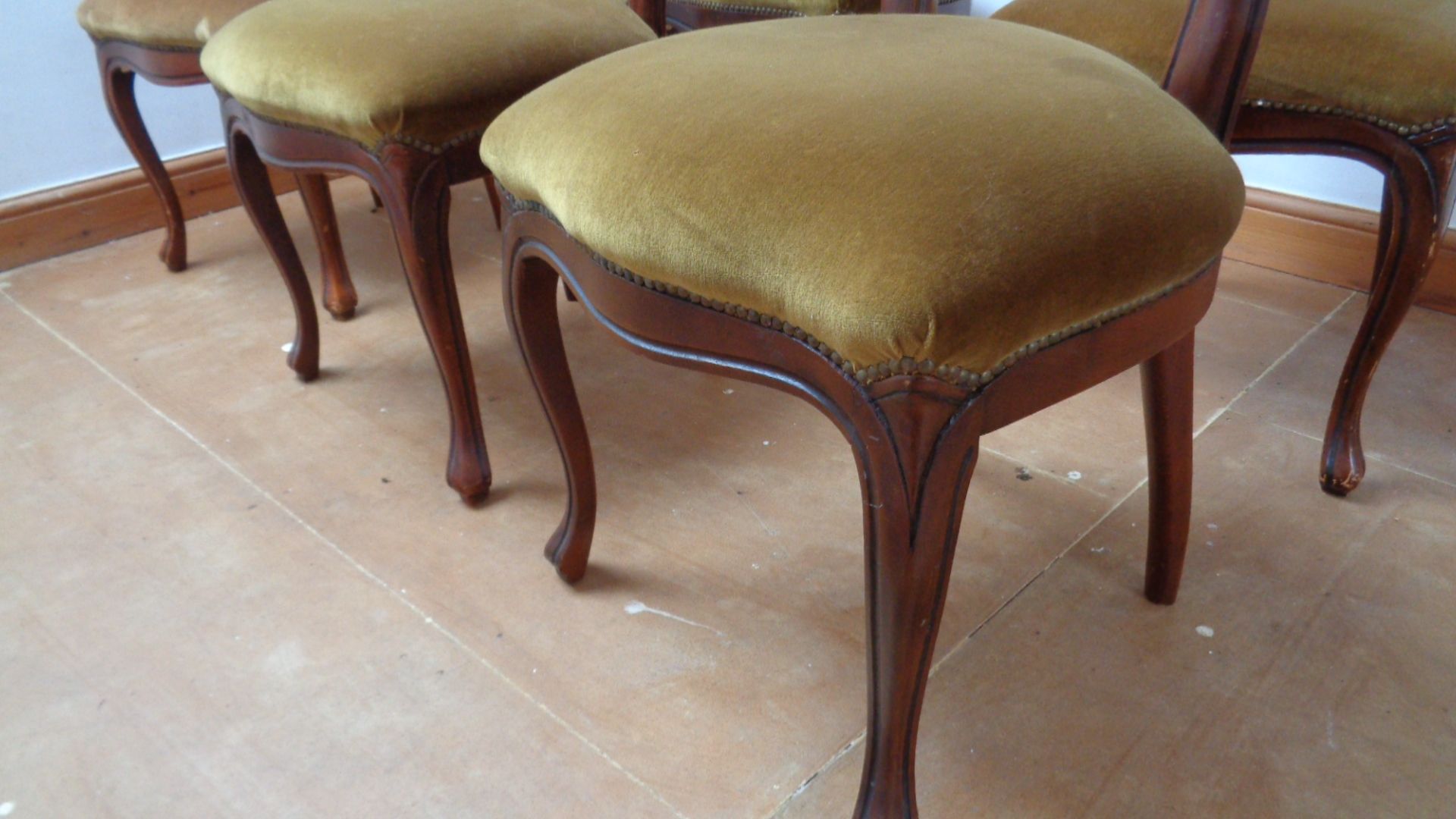 Set Of 6 Mahogany Dinning Room Chairs - Image 3 of 3