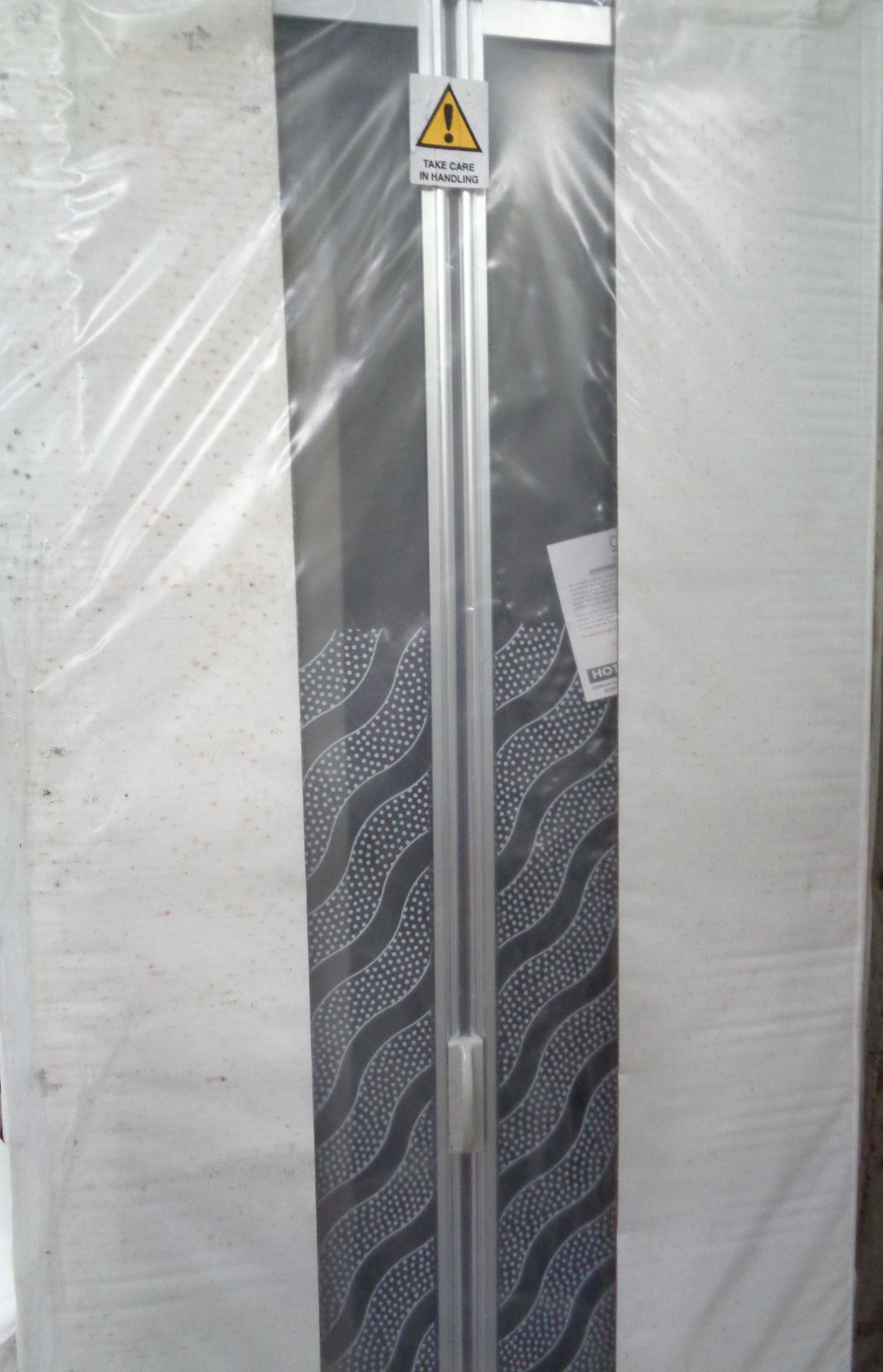 Corum Bifold Shower Door (No Side Panel)Silver 750Mm Modesty Pattern