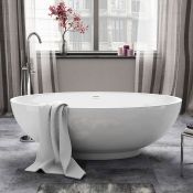 (A12) 1685x800mm Alexandra Freestanding Bath. Manufactured from High Quality Acrylic, complimented