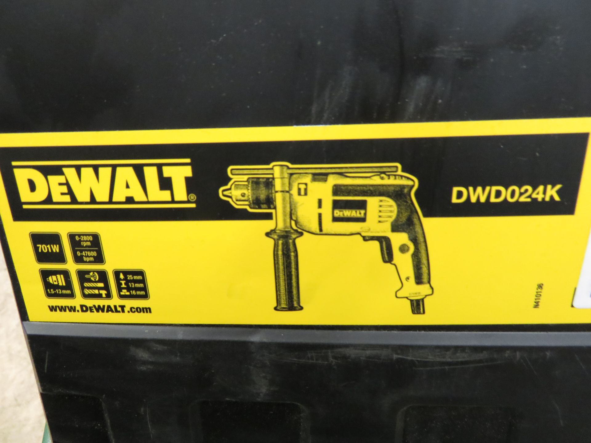 (D22) DEWALT DWD024K-GB 701W PERCUSSION DRILL 240V. LIKE NEW CONDITION.