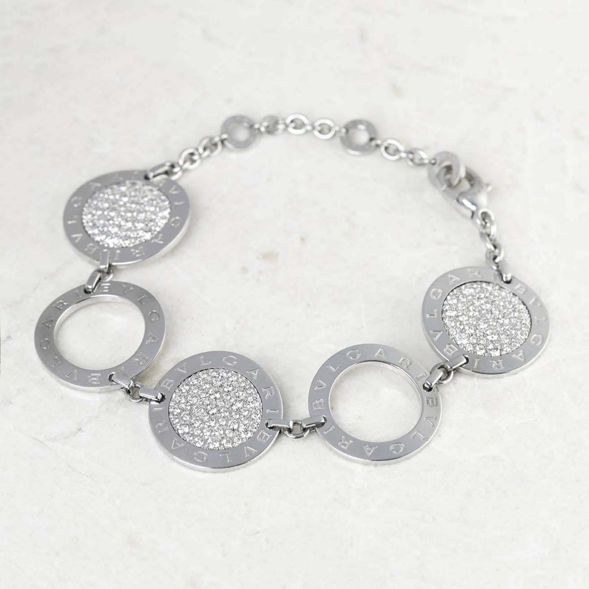 Bulgari 18k White Gold 1.00ct Diamond Circle Design Bracelet
