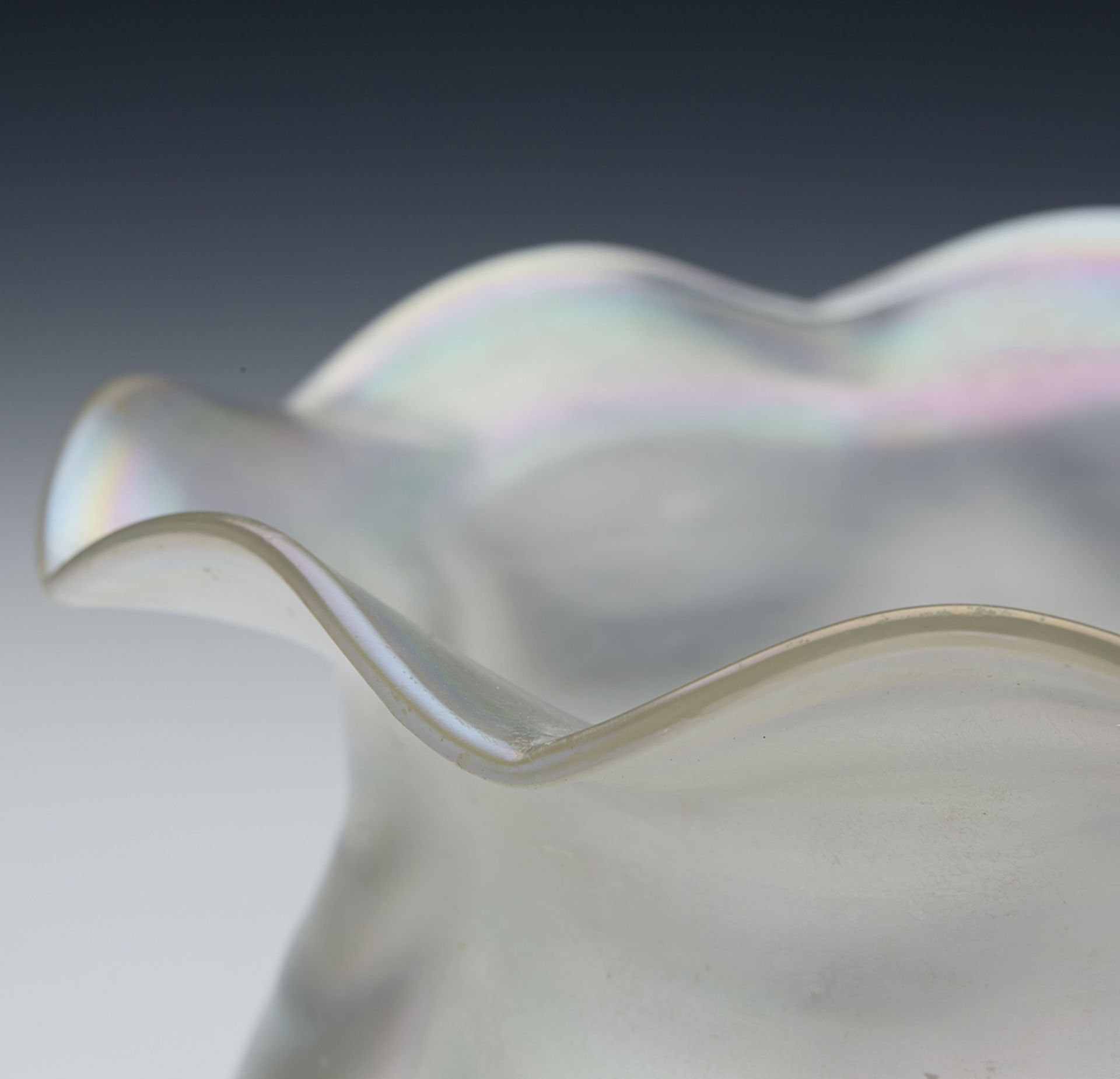 Art Nouveau Bohemian Opalescent Art Glass Vase C.1905 - Image 3 of 6