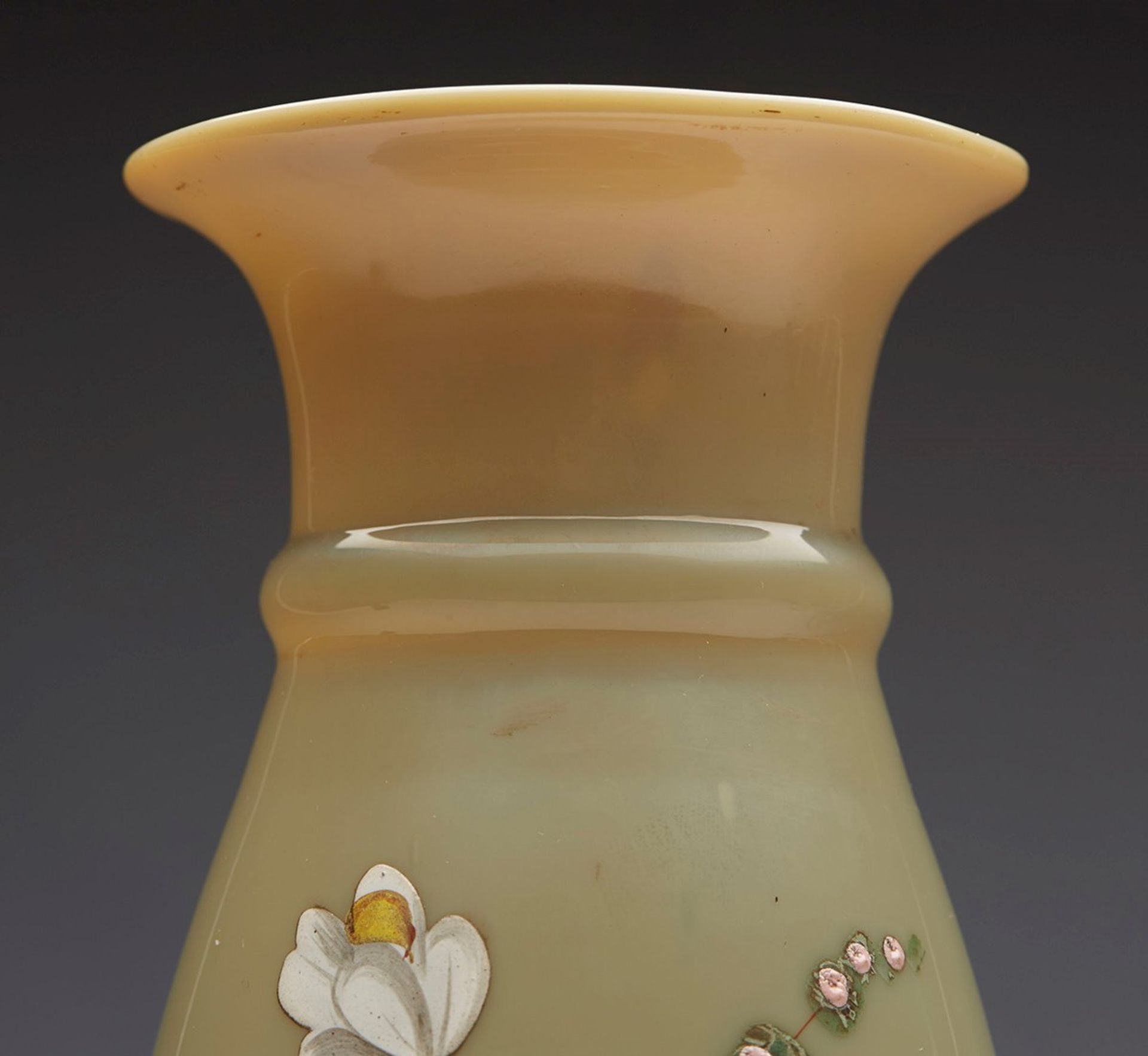 Antique Victorian Floral Enamel Painted Glass Vase 19Th C. - Bild 3 aus 6