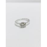 1.00ct diamond solitaire ring set in 18ct gold. Brilliant cut diamond G colour and SI2 clarity. (