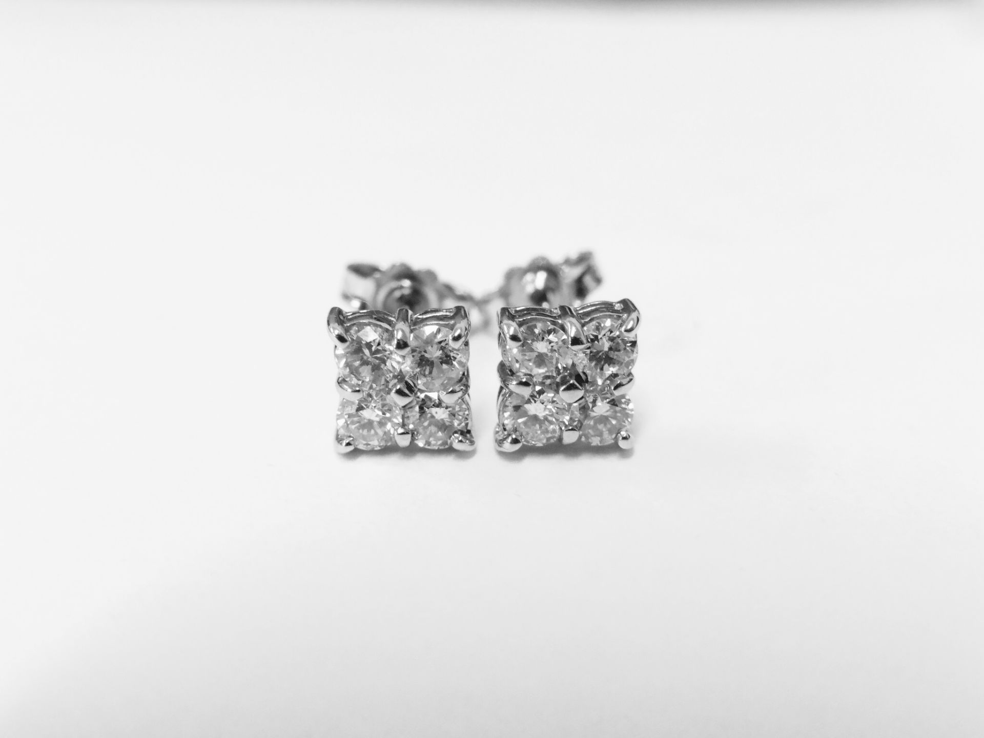 18ct diamond earrings,0.80ct in 8 stone 0.10ct each i si2 clarity and colour 2gms 18ct white gold uk - Image 2 of 3