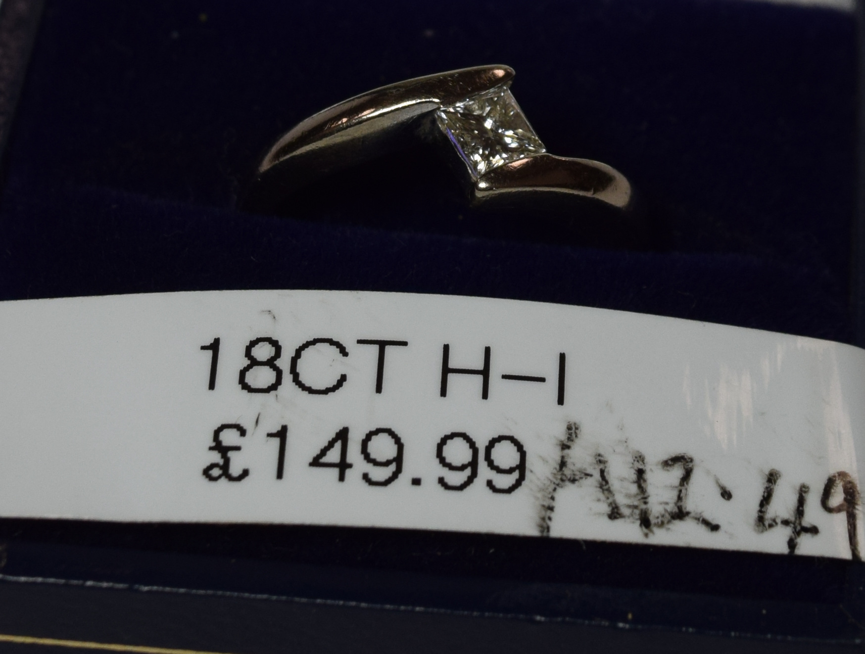 18ct Gold Diamond Solitaire Ring - Image 5 of 5