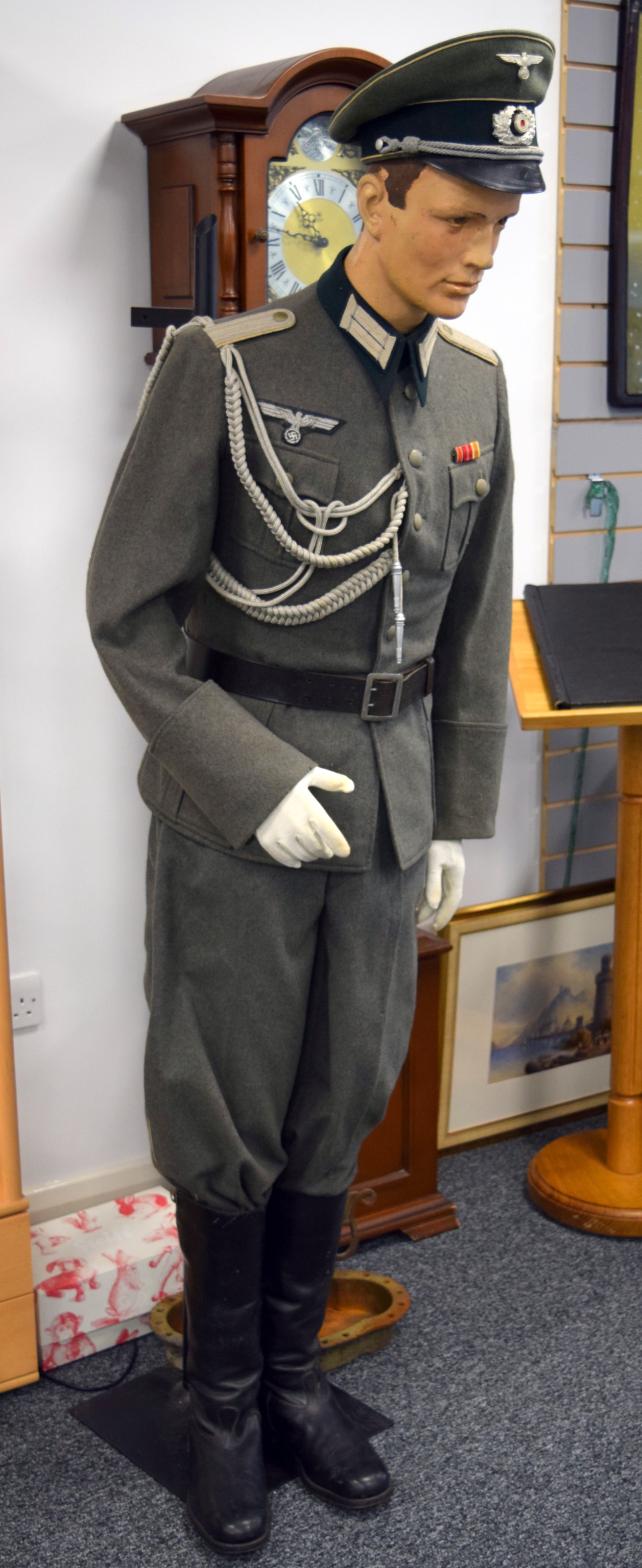 WW2 German Army Officer's Uniform.