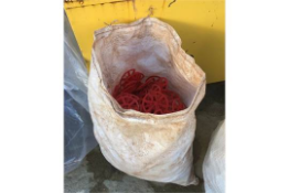 1 Bag Of Insulation Clips