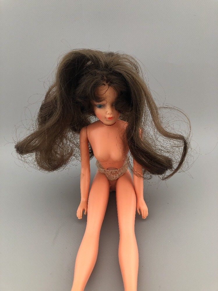 Palitoy Tressy 2nd Edition Doll 1969-73 Growing Hair Working Complete with Key - Image 9 of 9