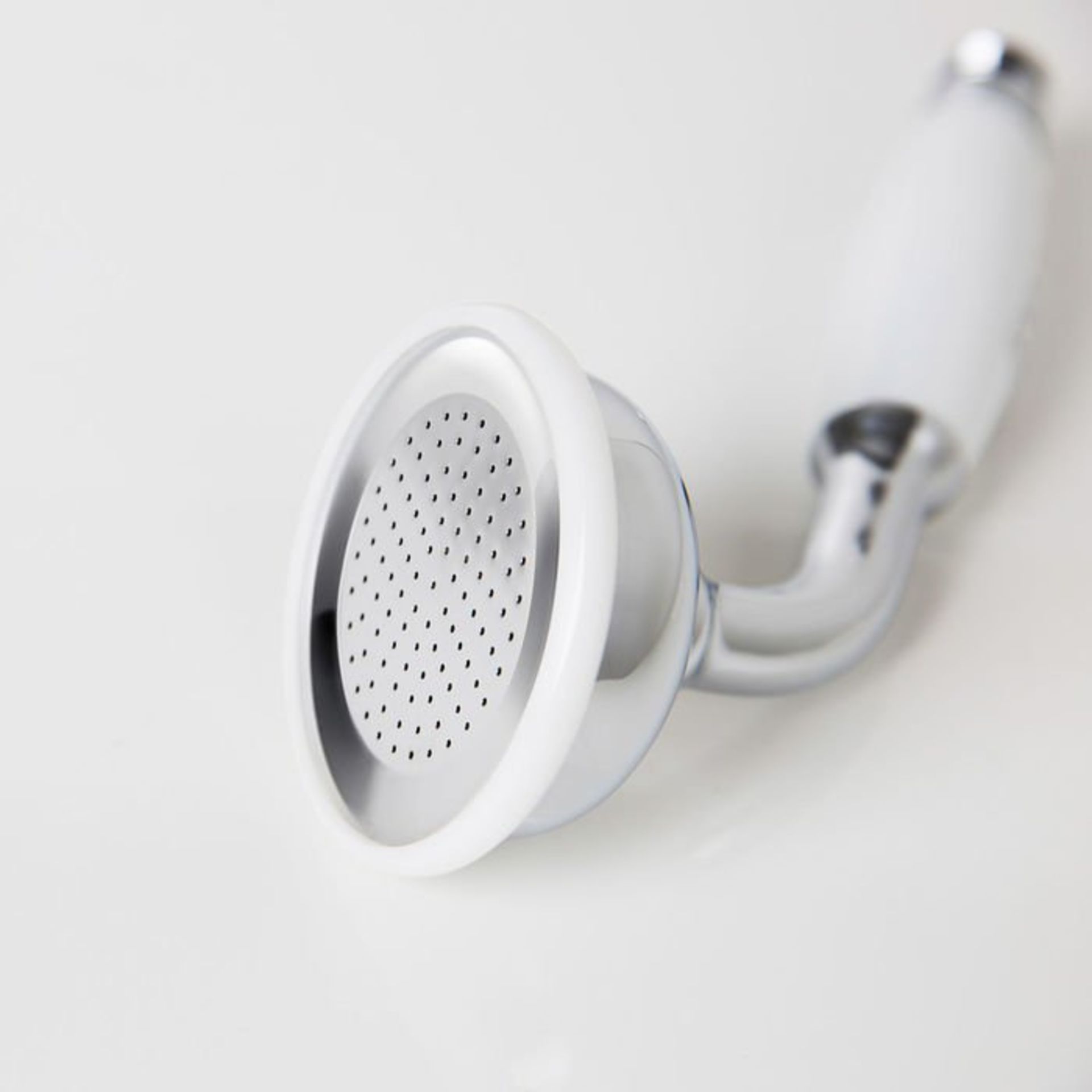 (H182) Traditional Exposed Shower Kit Medium Head & Soap Dish. RRP £499.99. We love this because - Image 6 of 7