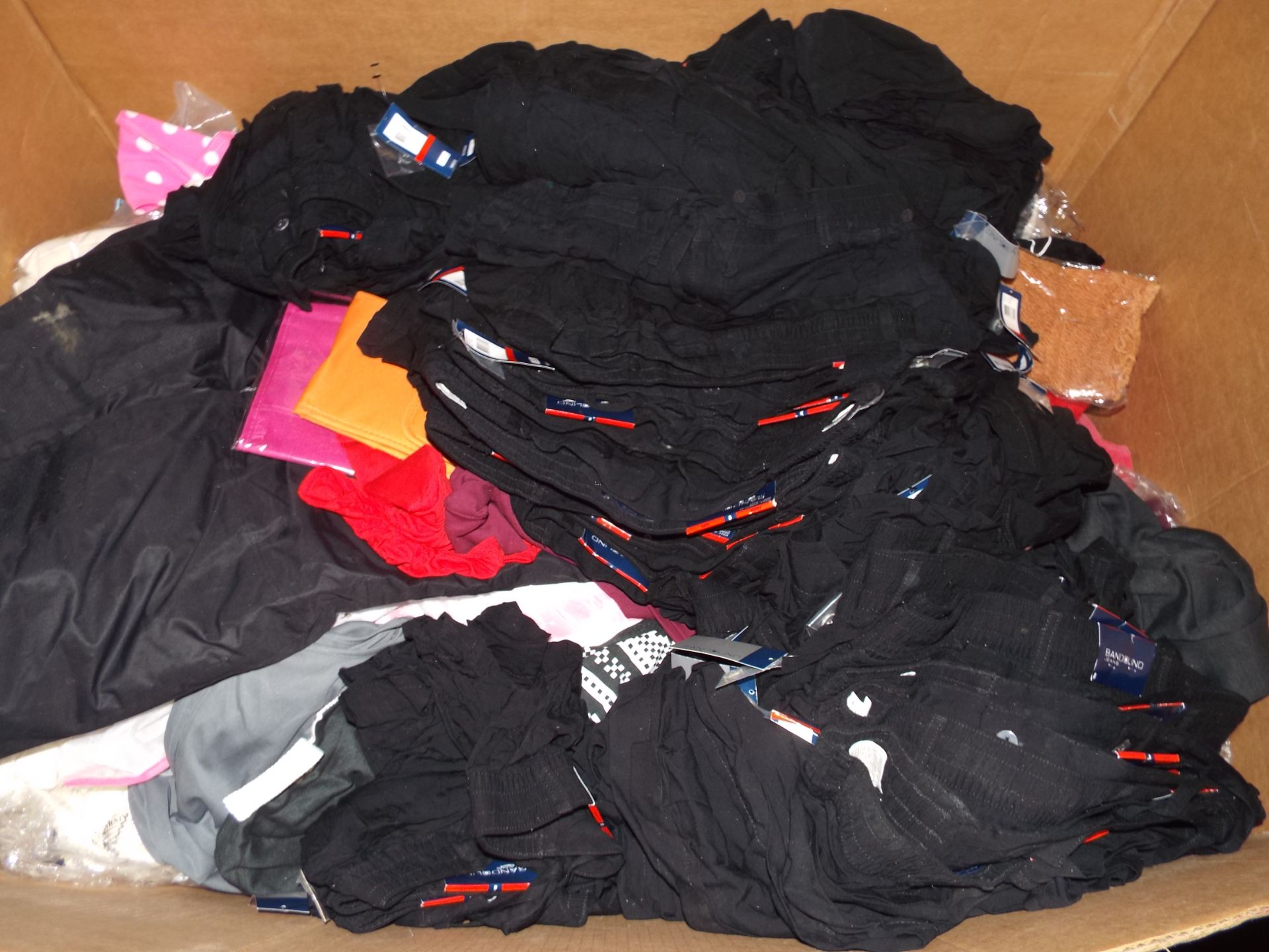 No Reserve: Mixed Pallet box of clothes inc Fancy dress - Image 8 of 8