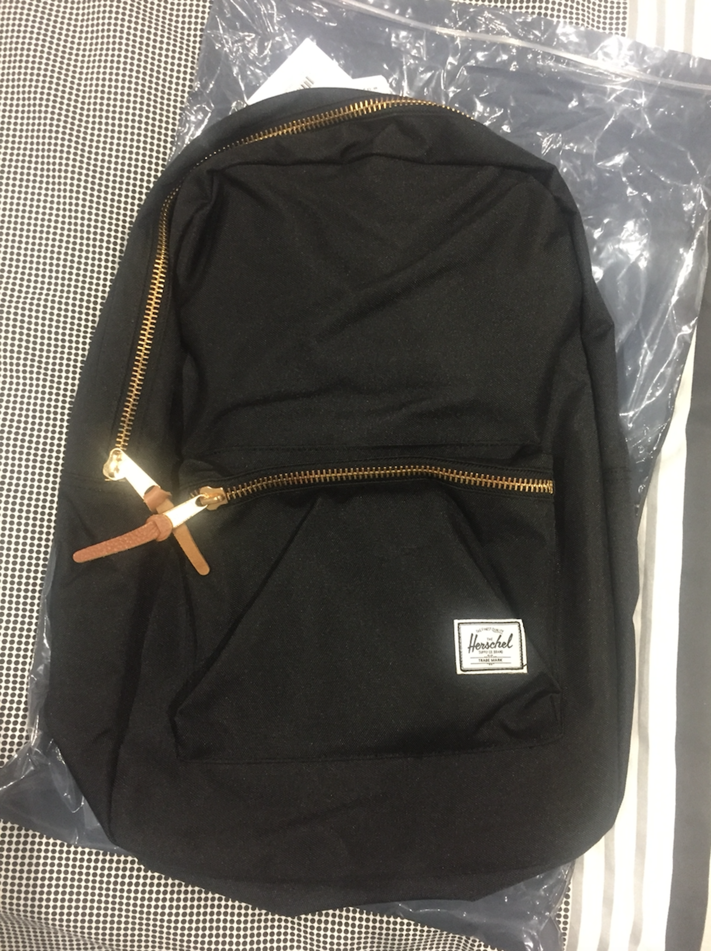 10x Brand New Herschel Grove Black Back Packs