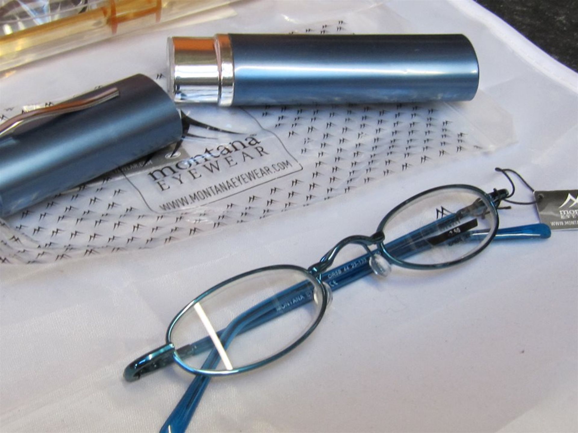 68) 12 x Reading Glasses. All new with Tags. No vat on Hammer. - Bild 2 aus 3