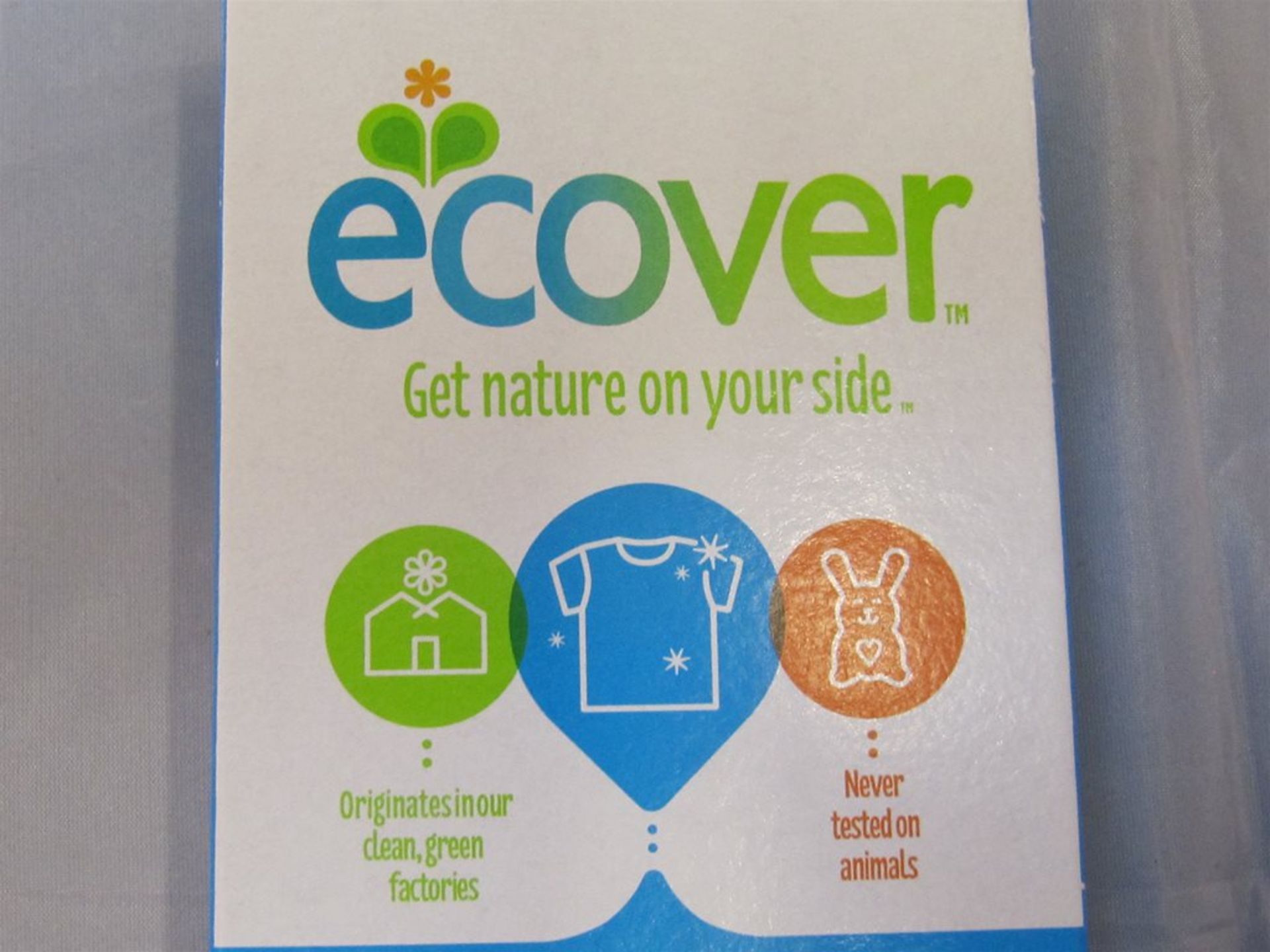 204) 18 x ECOVER environmentally friendly Laundry Whitener. 400g per pack. No vat on Hammer. - Image 3 of 3