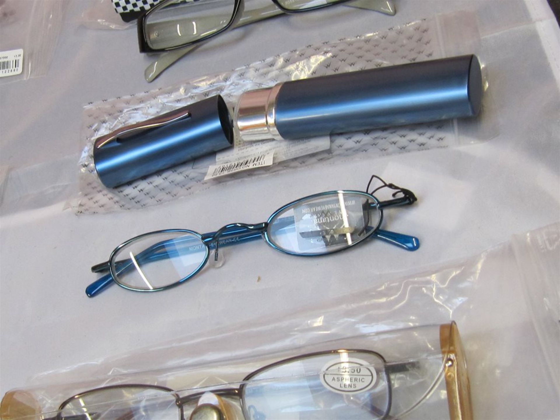 67) 12 x Reading Glasses. All new with Tags. No vat on Hammer. - Bild 3 aus 3