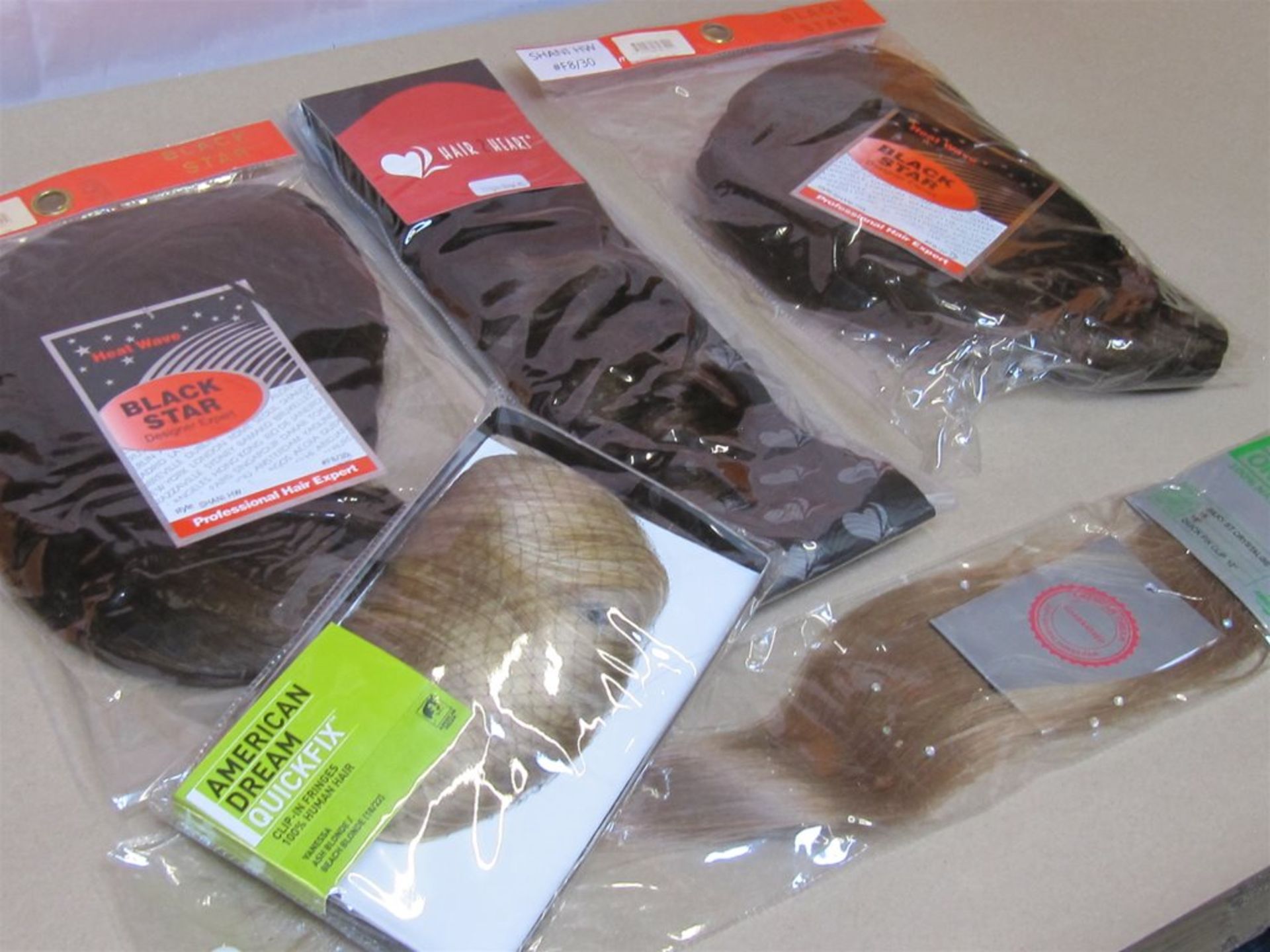 93) 5 x Quality various Clip in Hair Extension. No vat on Hammer.