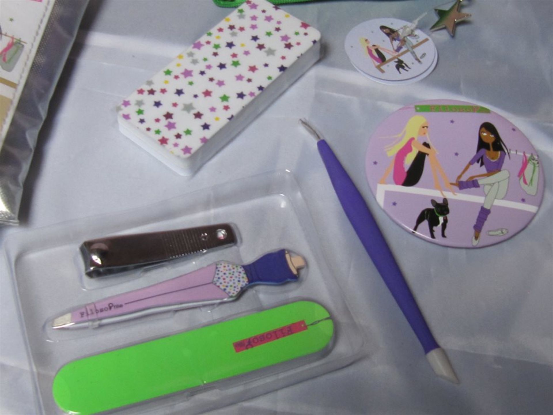 152) 13 x Filoso Fille Nail Care Kits. No vat on Hammer. - Image 4 of 4