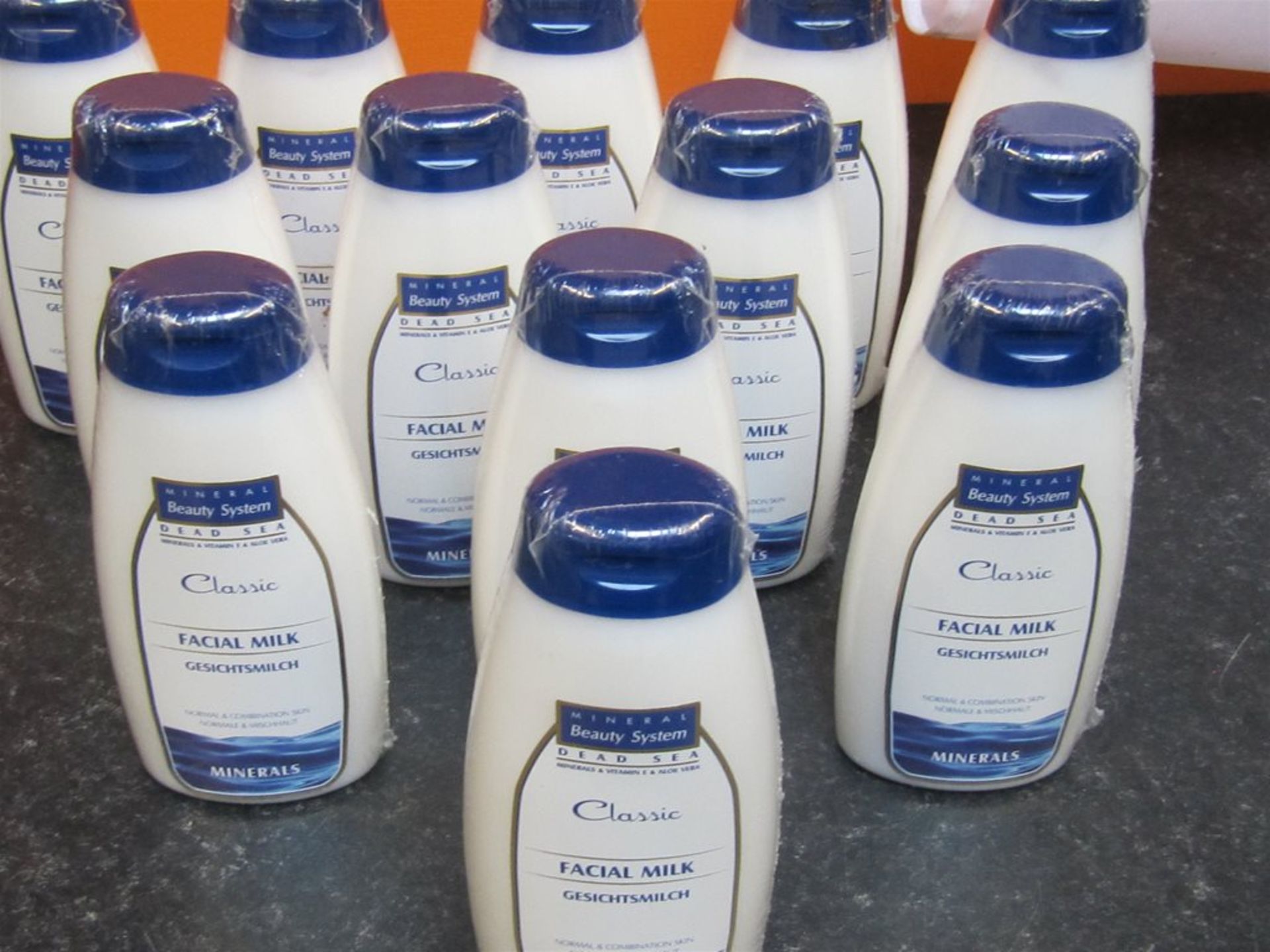 120) 13 x Facial Milk. 250ml each. No vat on Hammer.