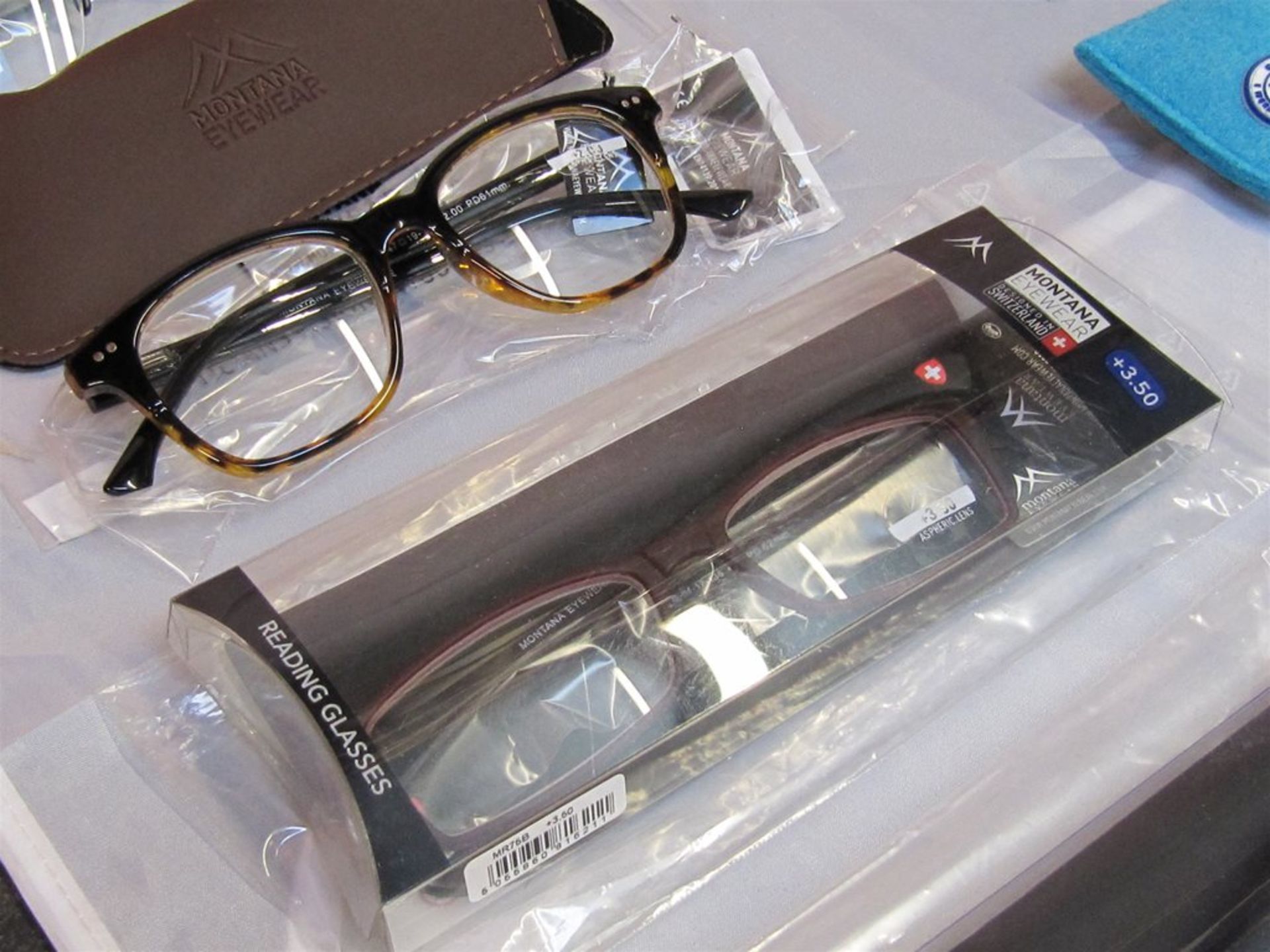 67) 12 x Reading Glasses. All new with Tags. No vat on Hammer.