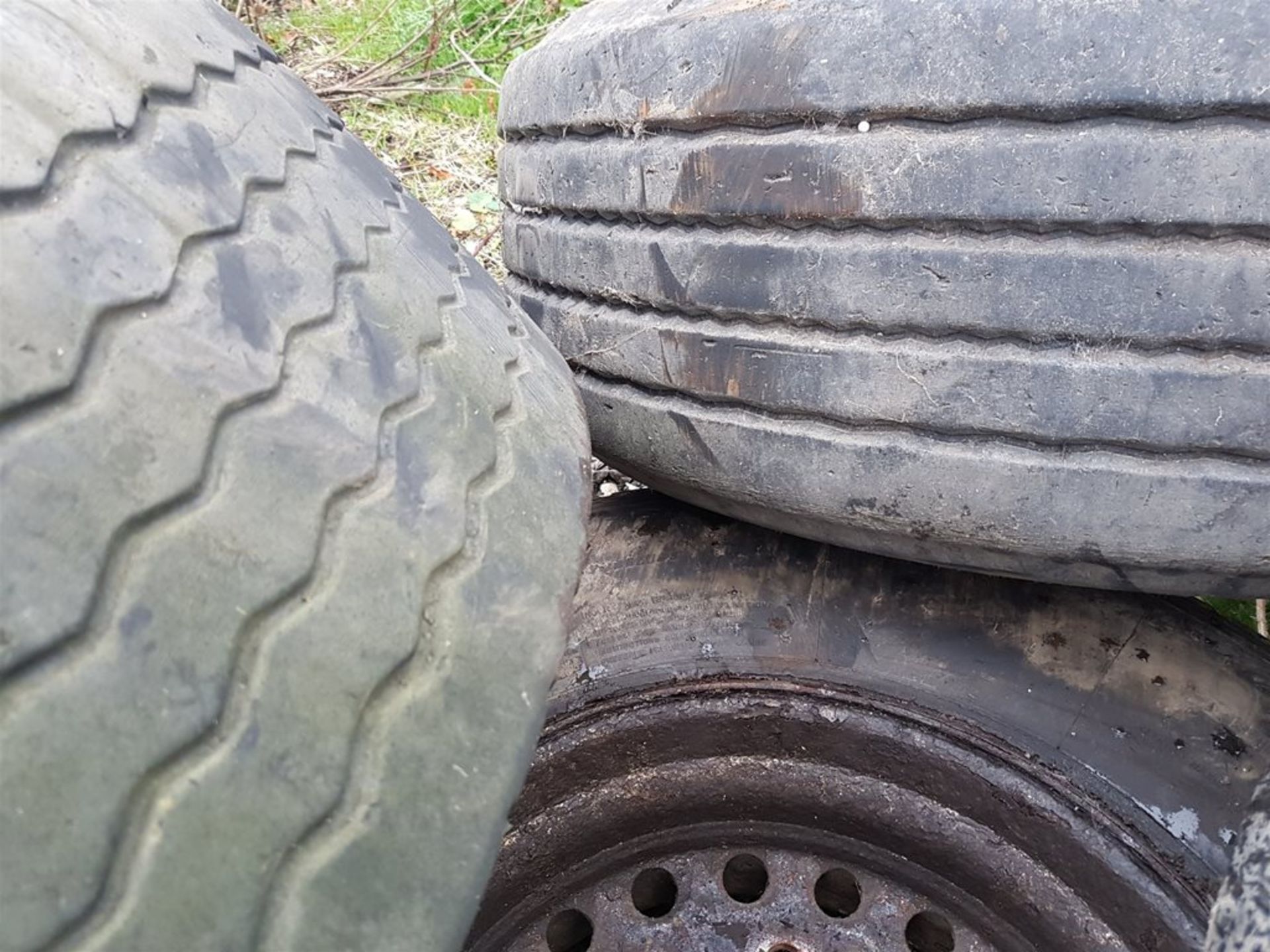 4x Trailer Tyres - Image 2 of 5