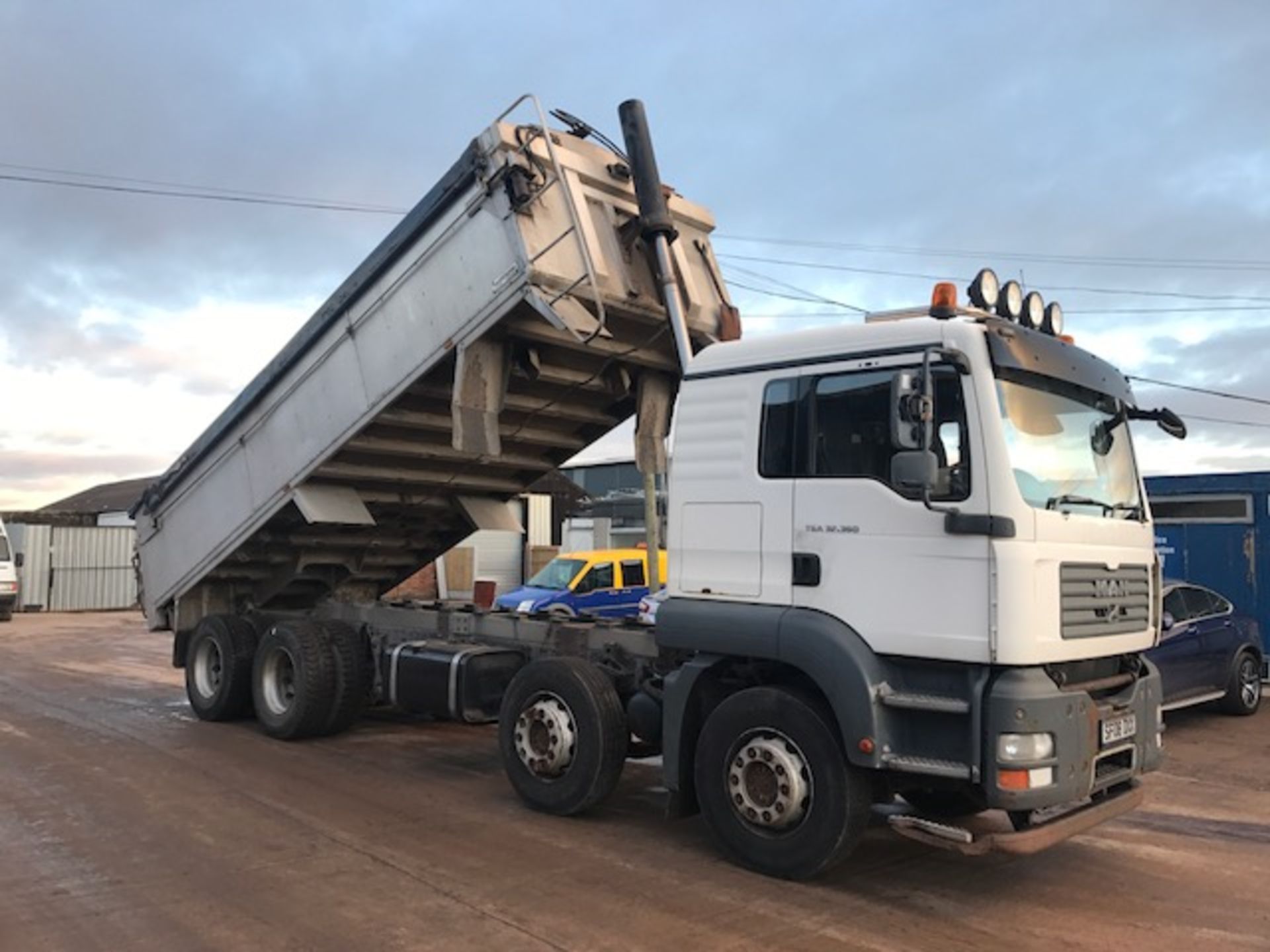 2008 MAN TGA 32.360 8x4 Tipper