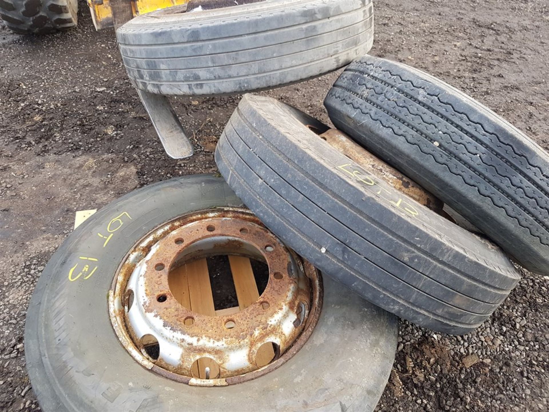 4x Truck Front Steer Tyres