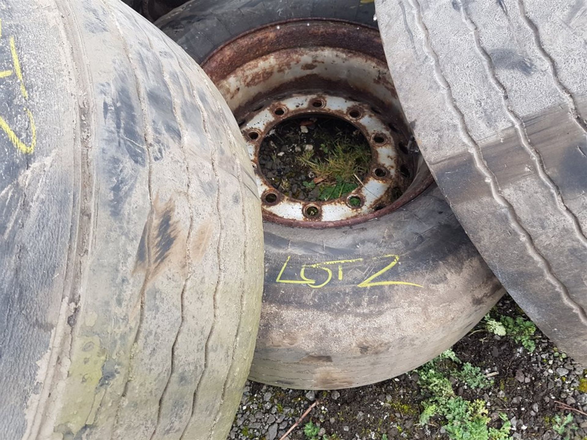 4x 385 | 65 | 22.6 Truck / Trailer Tyres - Image 5 of 5