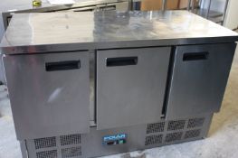 Polar refrigerated counter odel g622