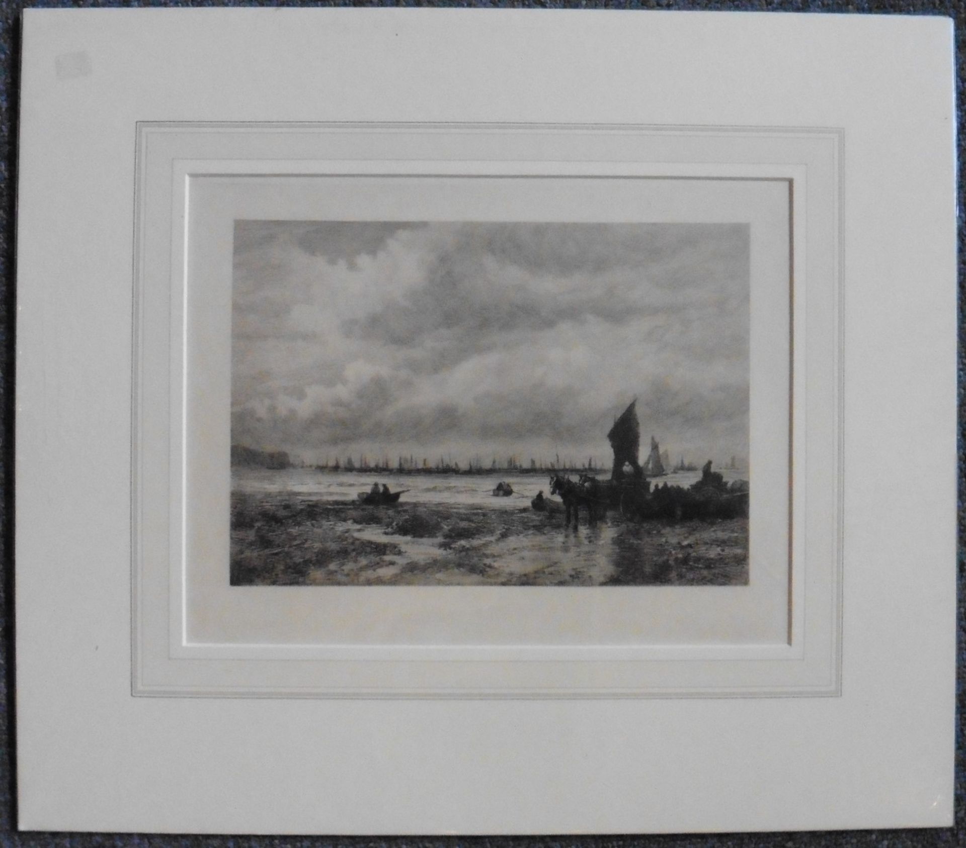 Unsigned engraving circa 1900 “Mussel collecting on the shore” - Image 3 of 3