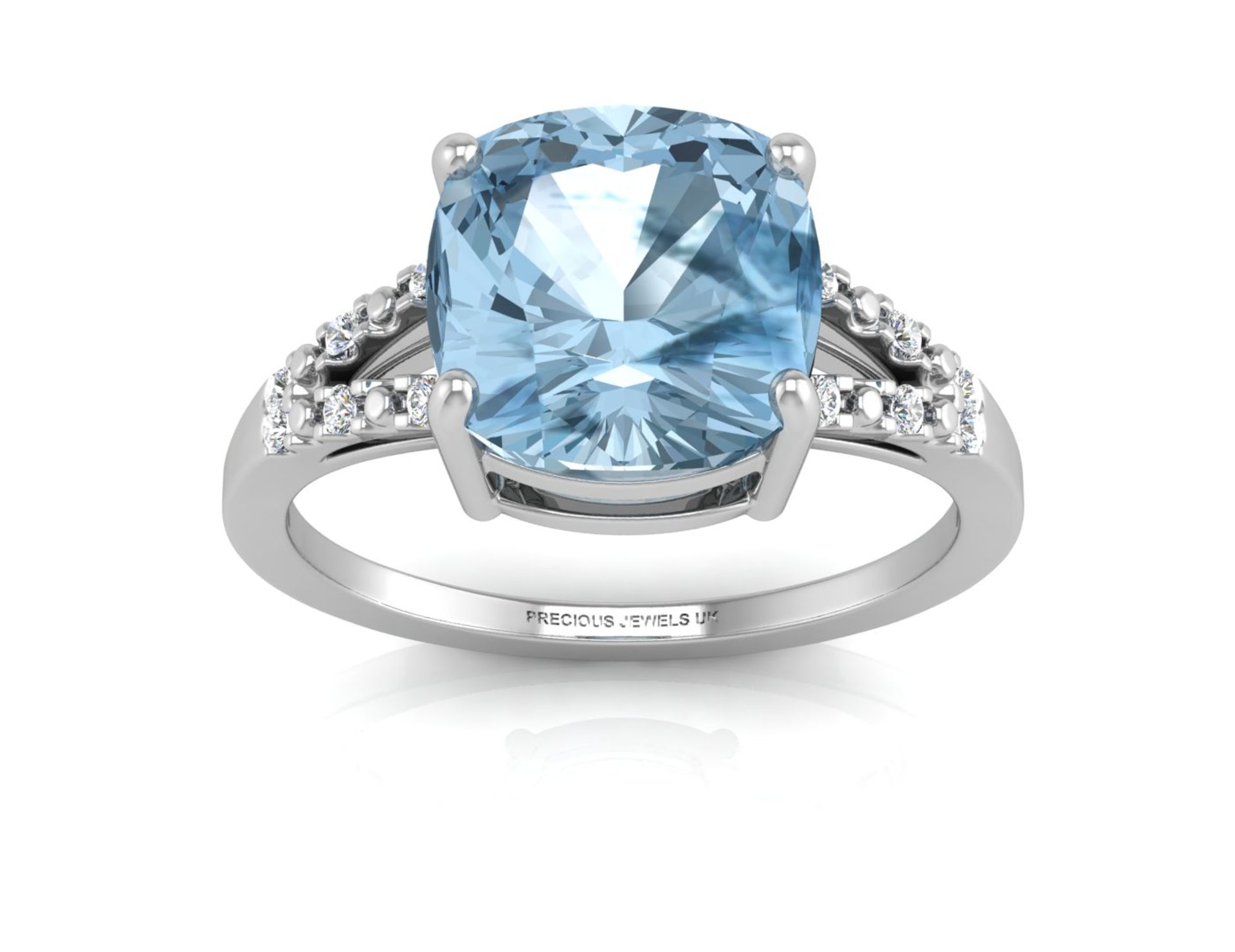UNUSED - Certified by GIE 9ct White Gold Cushion Cut Blue Topaz With Diamond Set Shoulders Ring 0.06 - Image 3 of 5