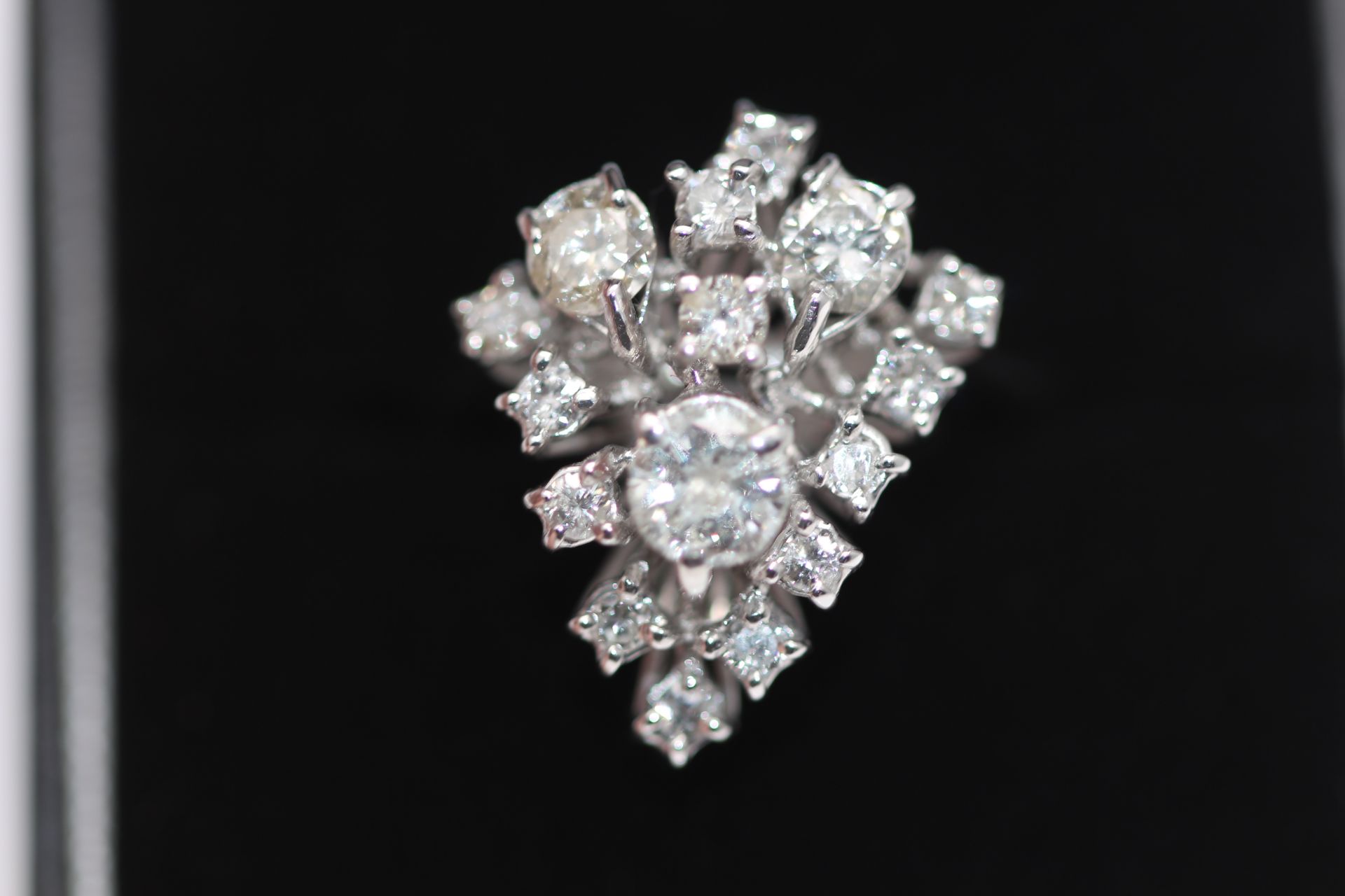 White gold Ladies diamond cluster ring, set with 1.50 carats of brilliant cut diamond solitaires, - Image 2 of 3