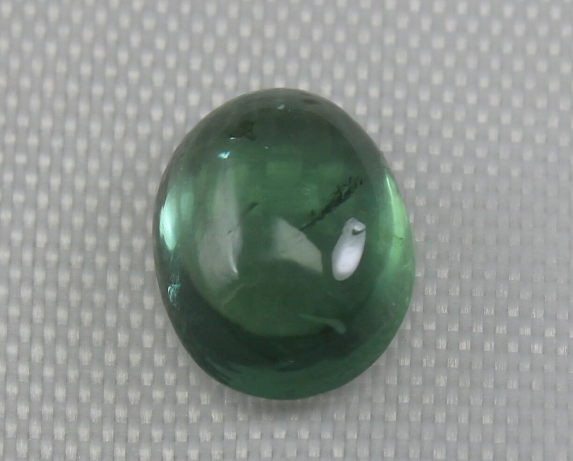 2.55 Ct Igi Certified Green Apatite