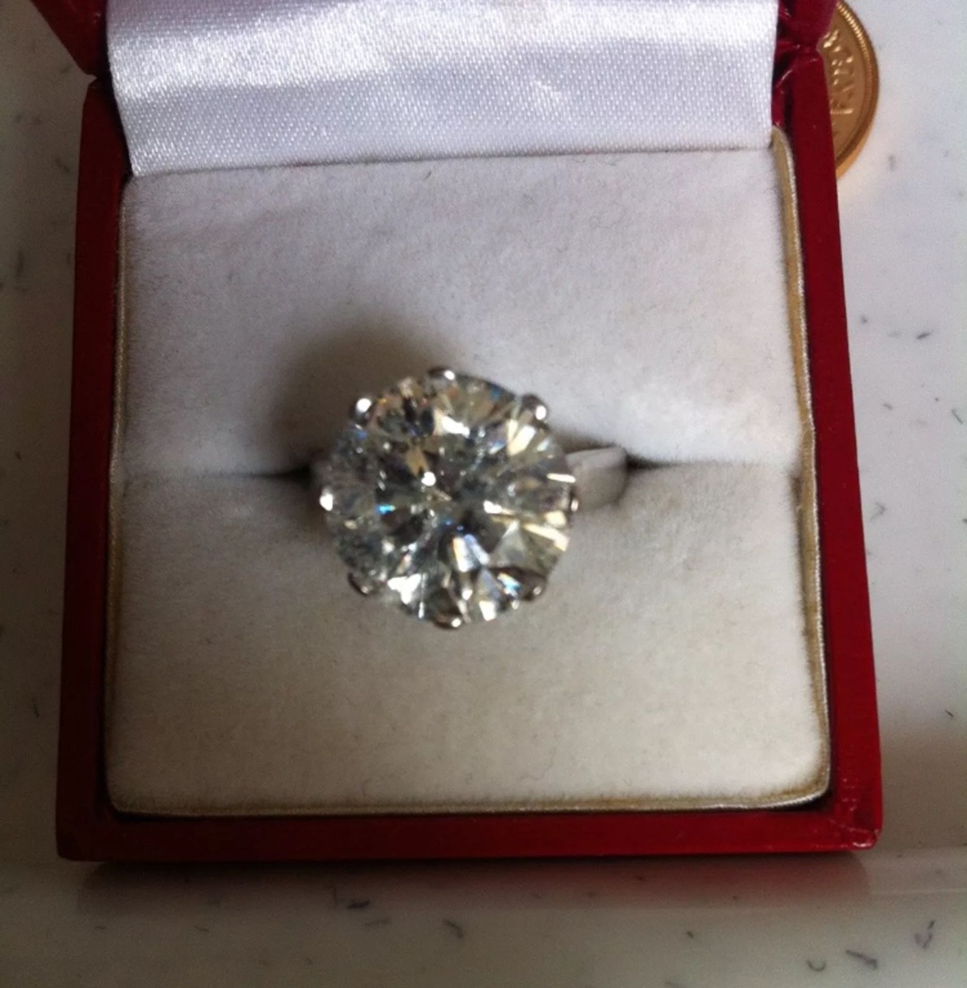 8.01 Carat Solitaire Diamond Engagement Ring, Including Gemology Certificate - Image 6 of 11