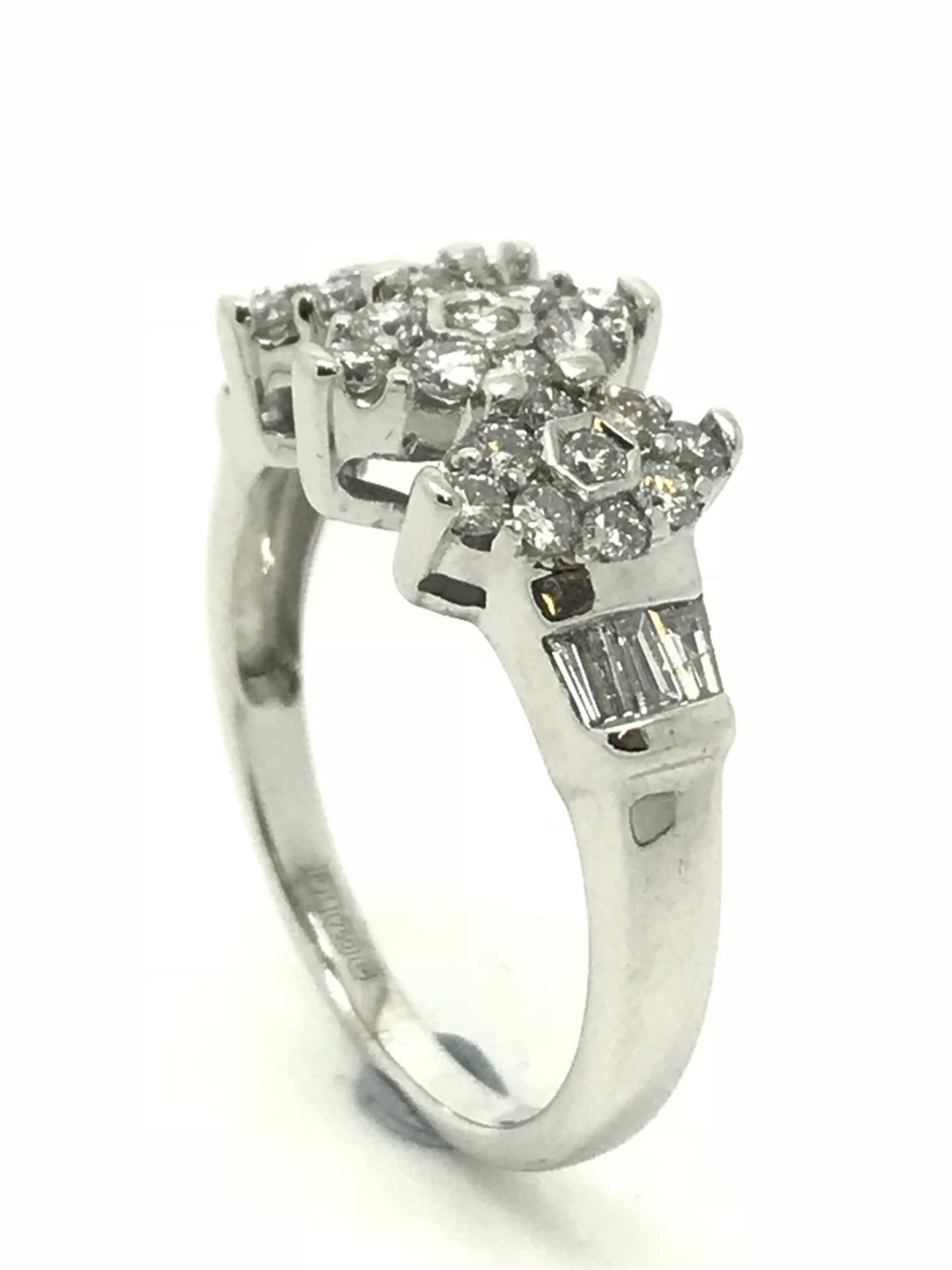 0.50ct Marquise Shaped Diamond Cluster Ring - 18ct White Gold - Image 3 of 4