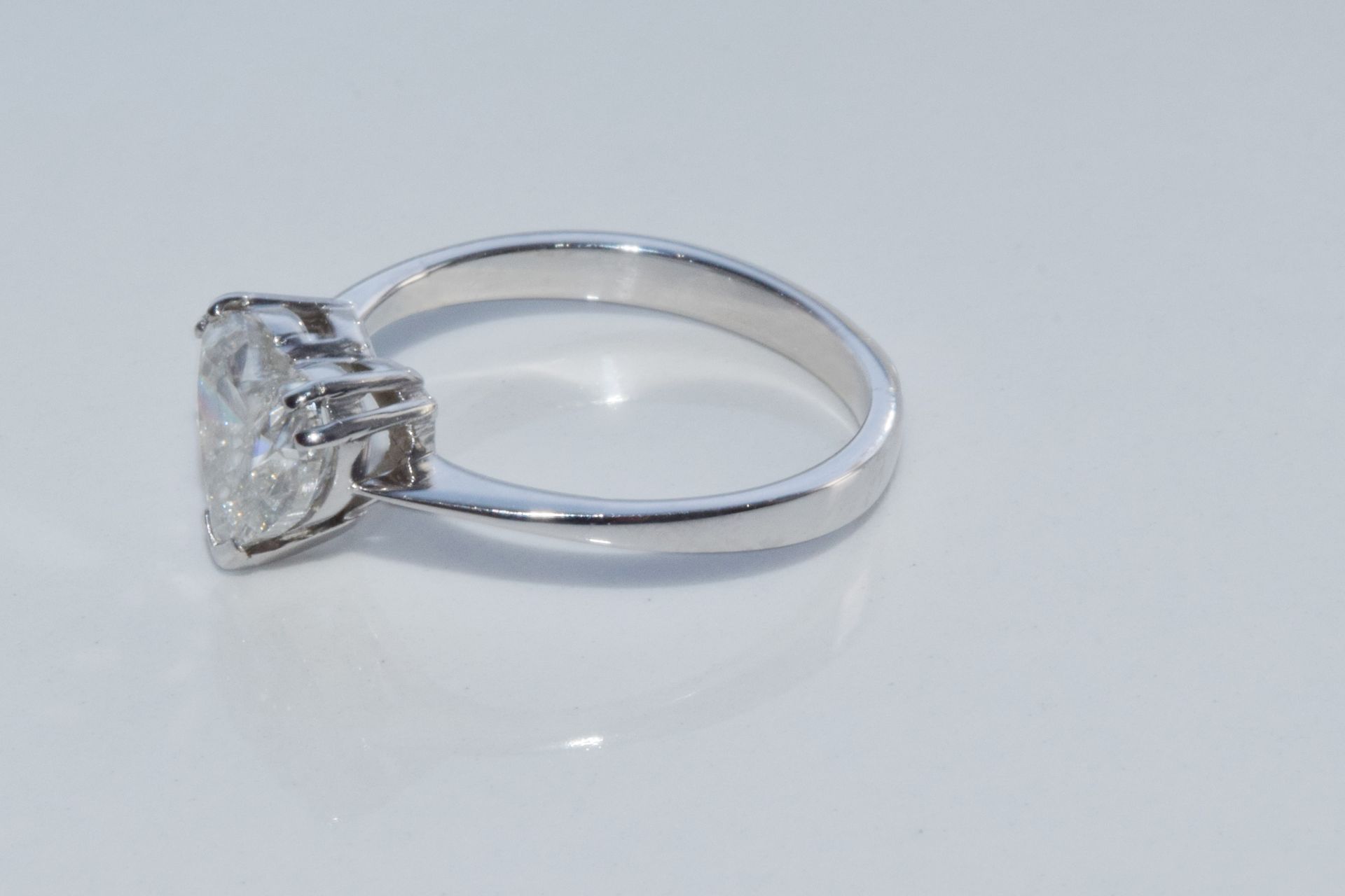 2.16ct Heart cut diamond ring mounted on 18ct white gold band - Image 5 of 5