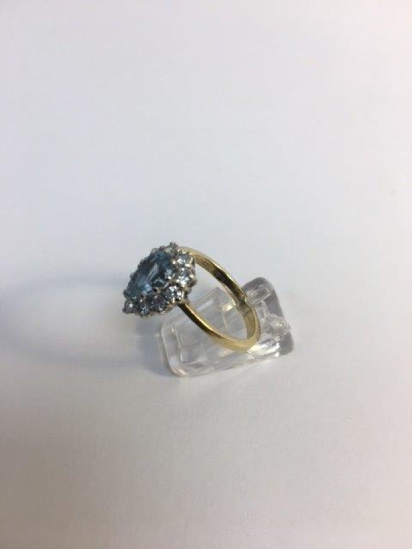 18ct yellow gold blue topaz and diamond halo ring - Image 2 of 4