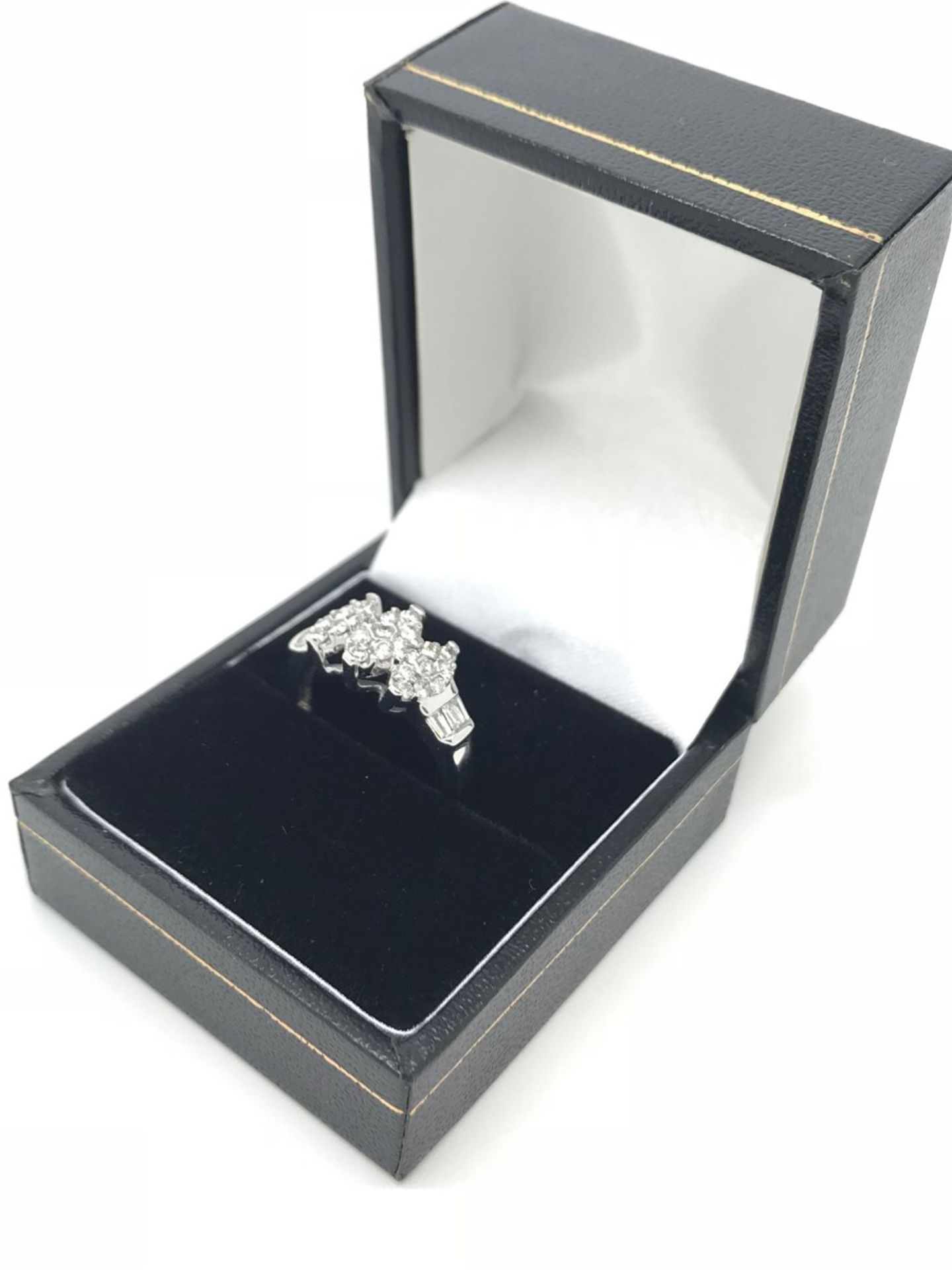 0.50ct Marquise Shaped Diamond Cluster Ring - 18ct White Gold - Image 4 of 4