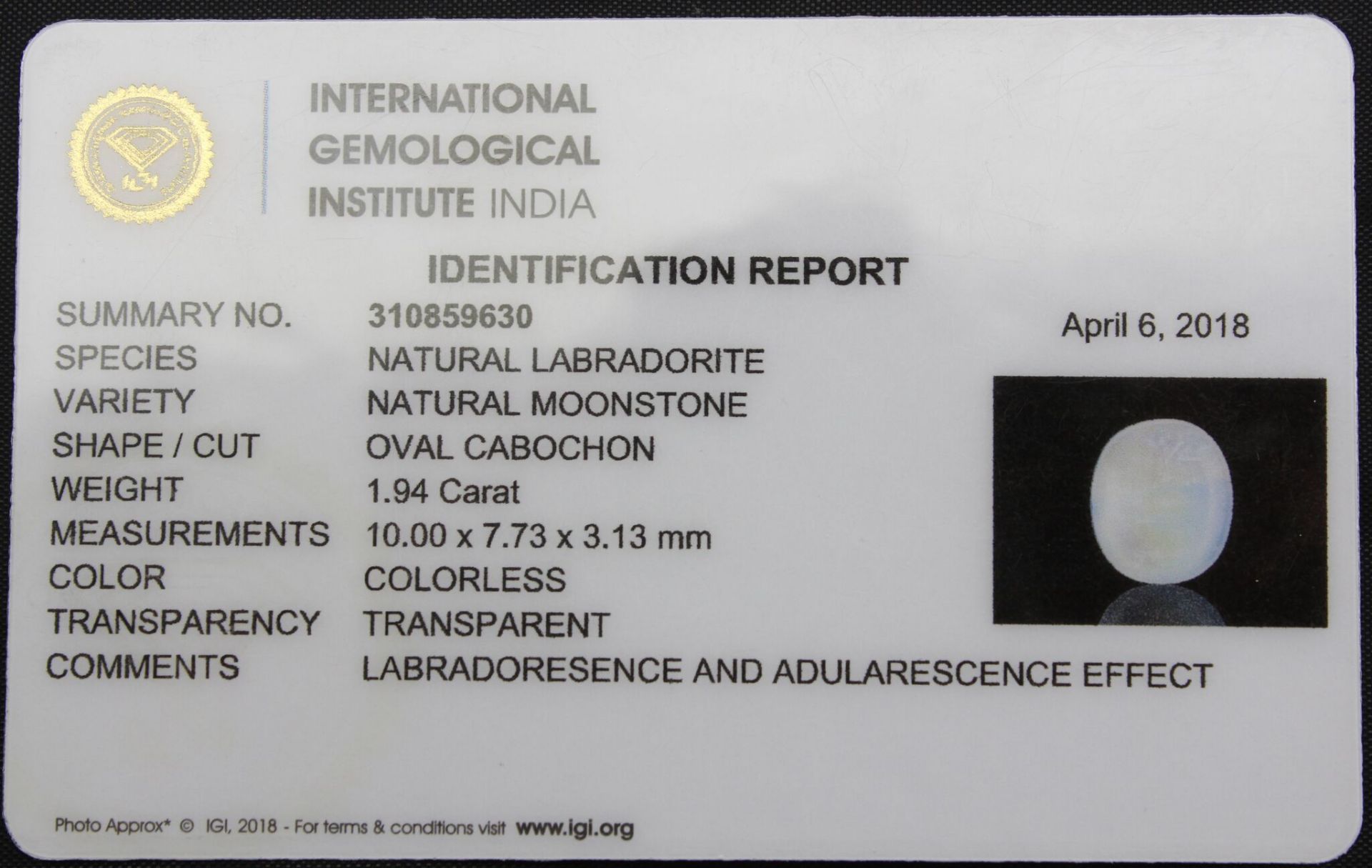 1.94 Ct Igi Certified Rainbow Moonstone - Image 3 of 3